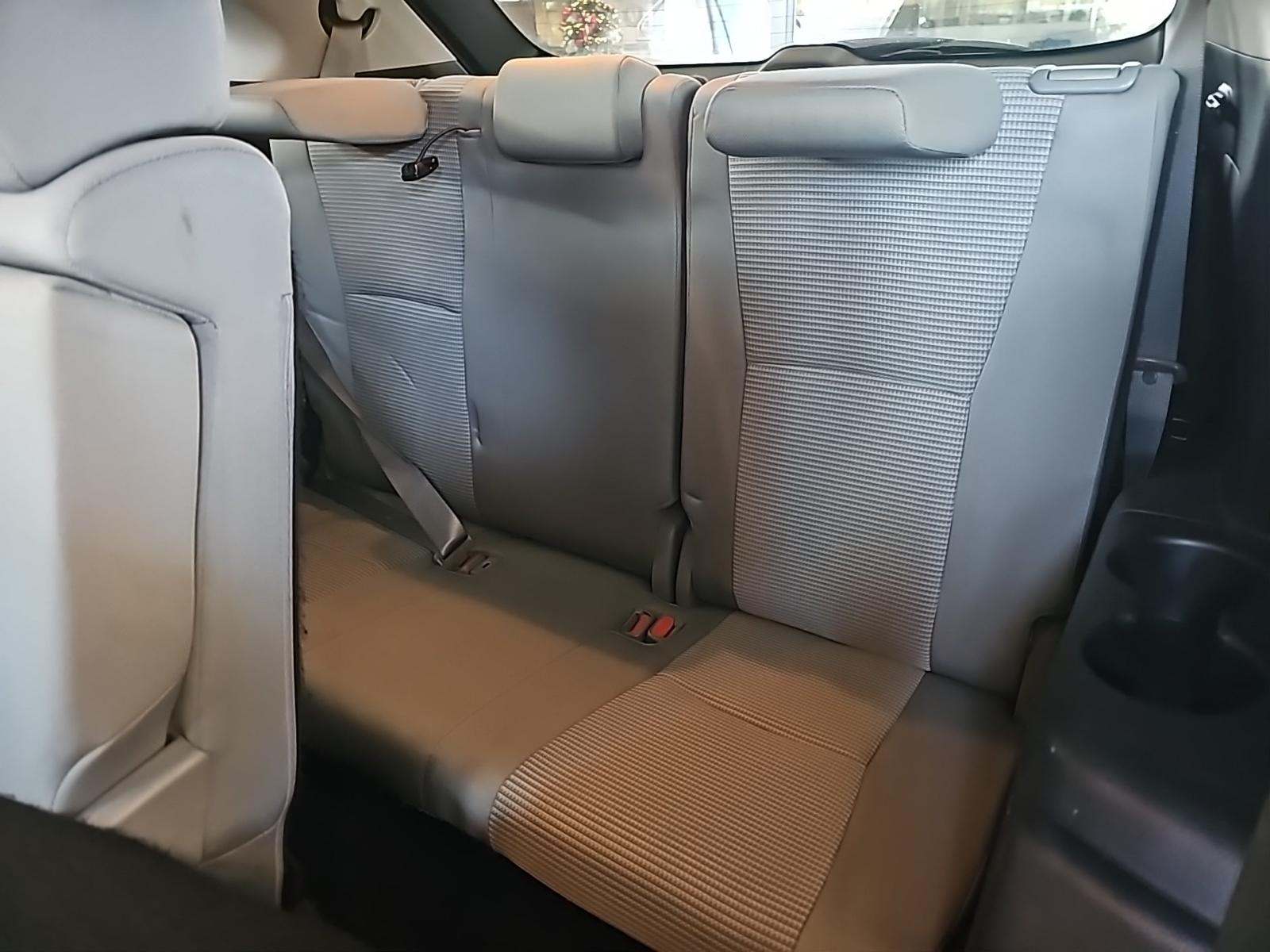 2023 Toyota Highlander LE FWD