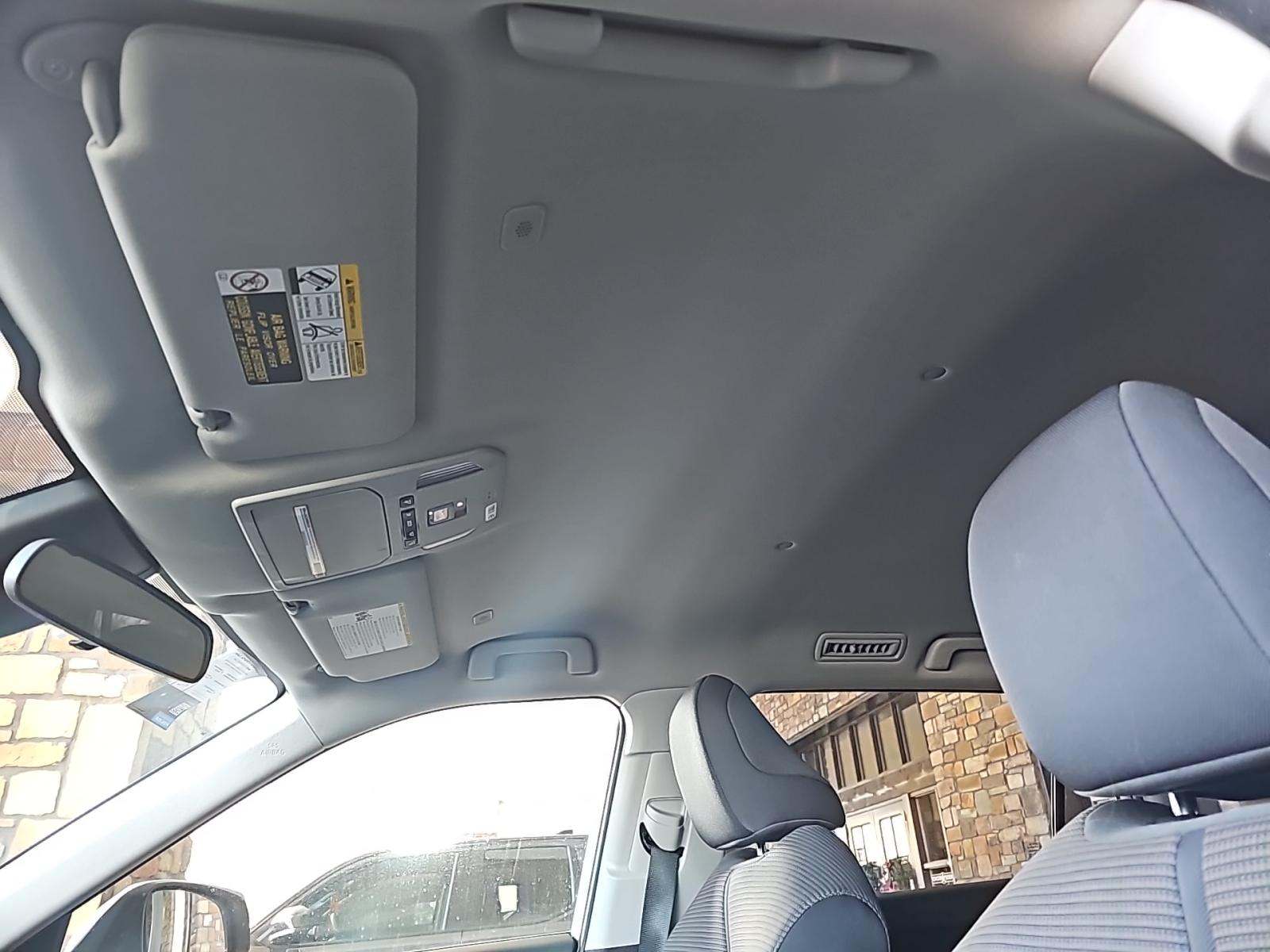 2023 Toyota Highlander LE FWD