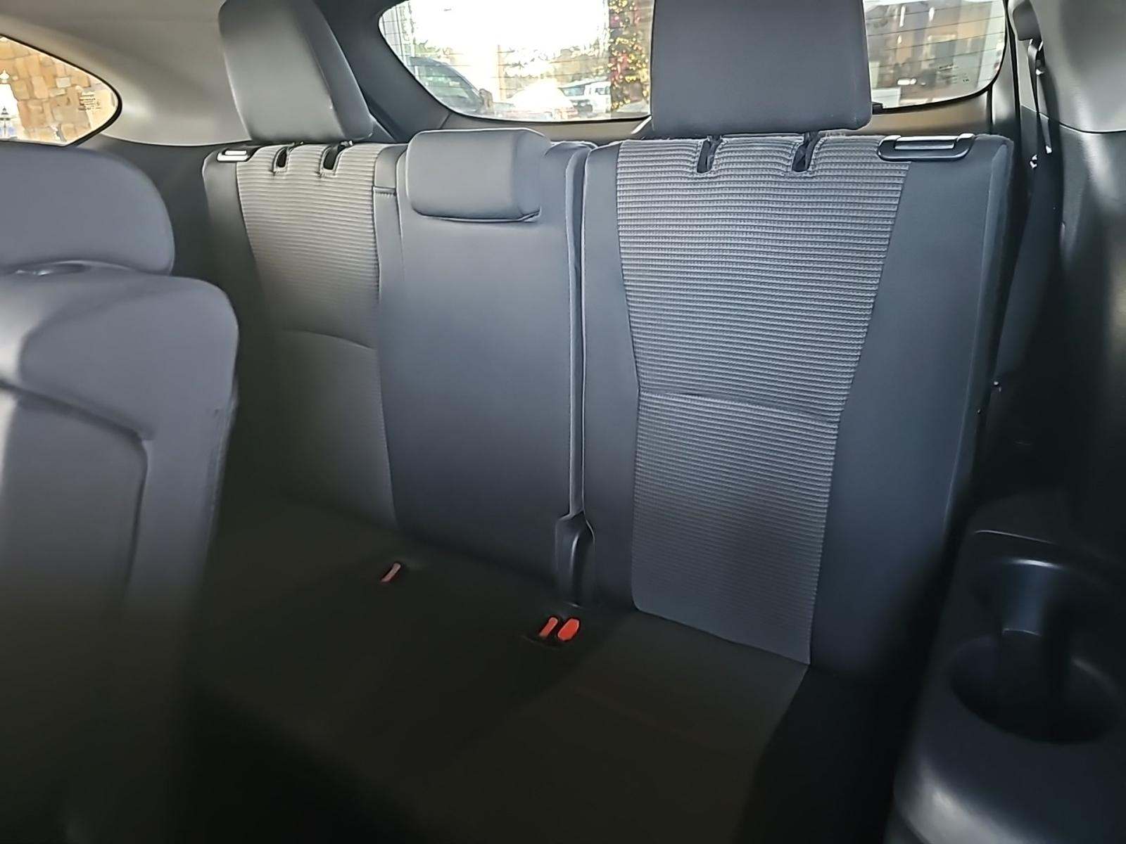 2023 Toyota Highlander LE FWD