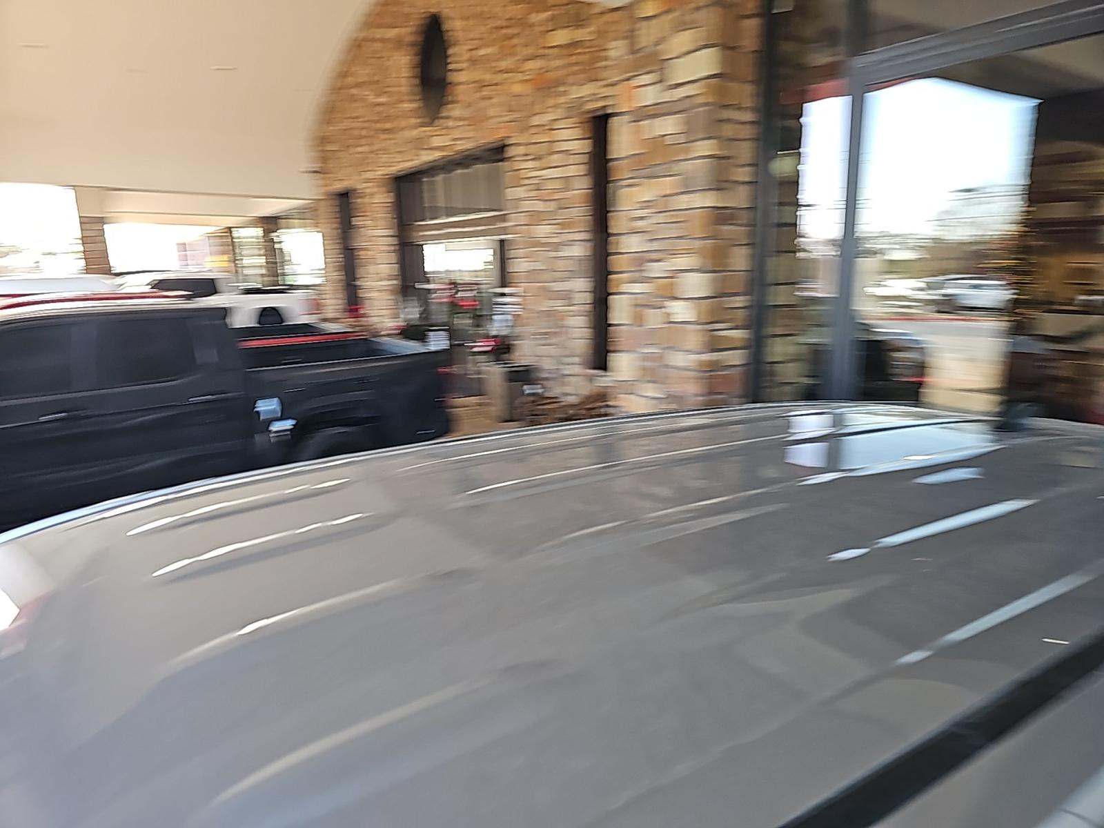 2023 Toyota Highlander LE FWD