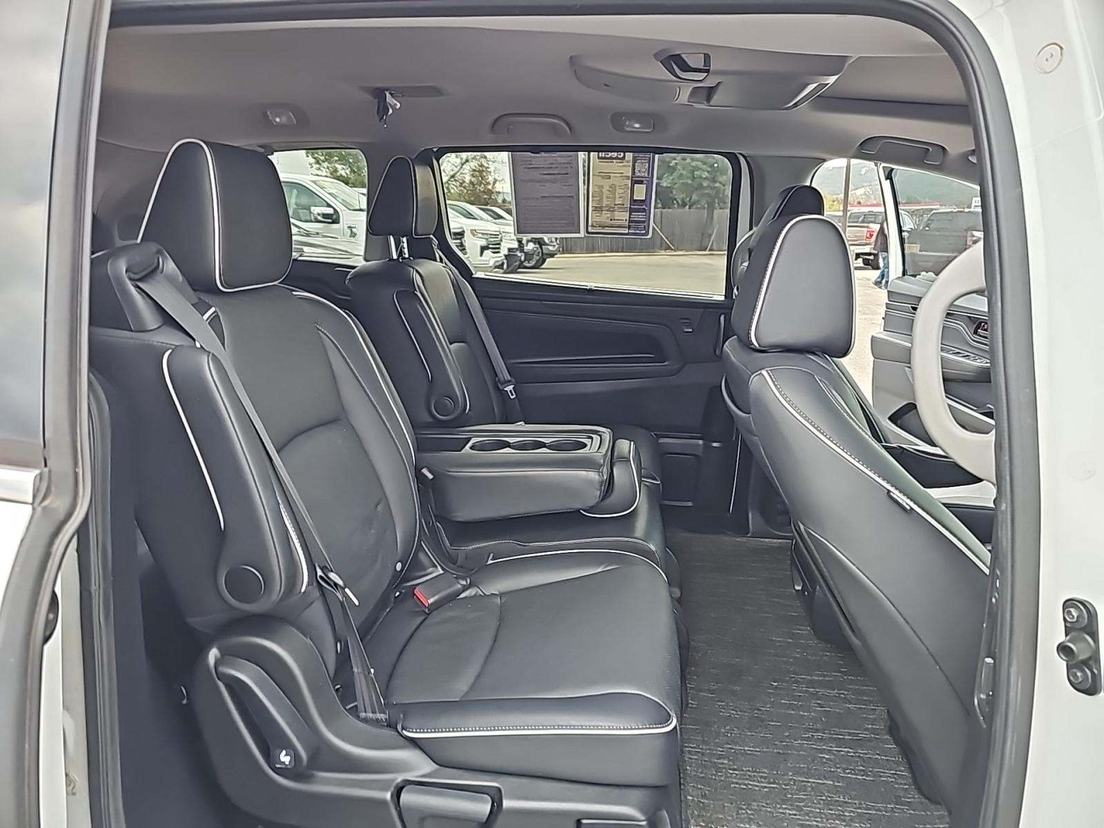 2022 Honda Odyssey Elite FWD