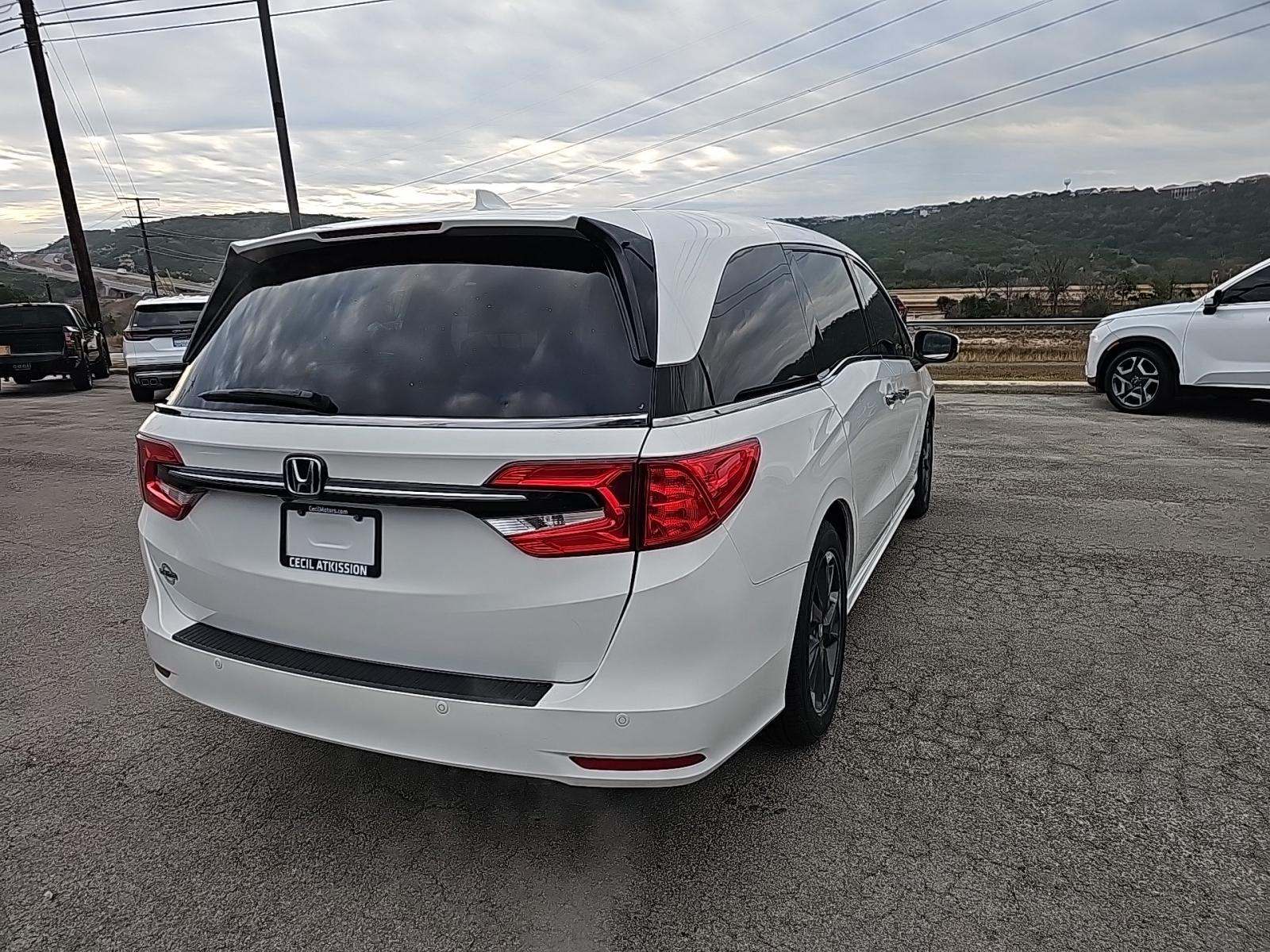 2022 Honda Odyssey Elite FWD