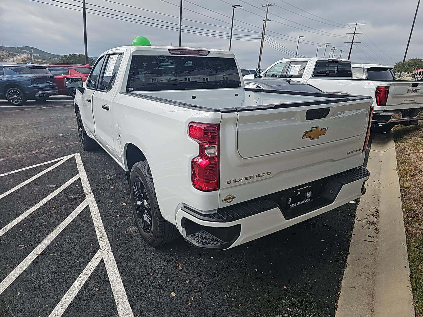 2025 Chevrolet Silverado 1500 Custom RWD