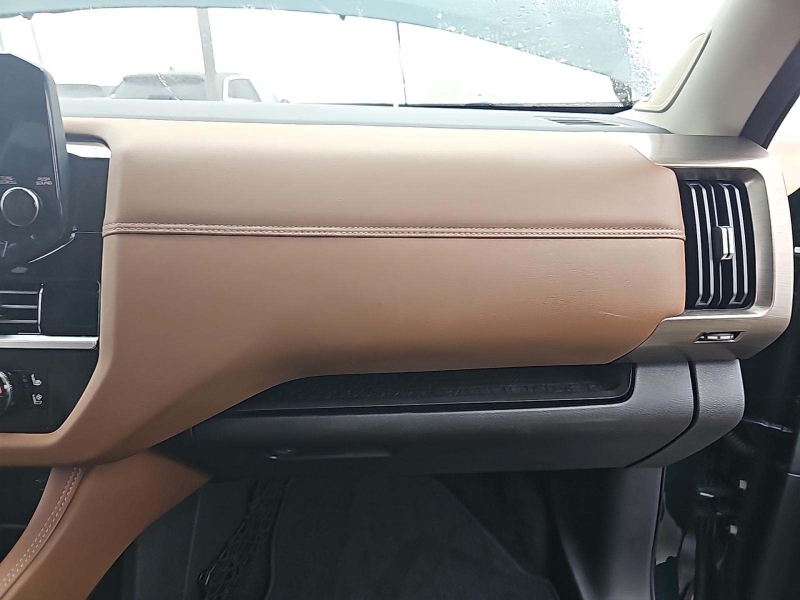 2024 Nissan Pathfinder Platinum AWD