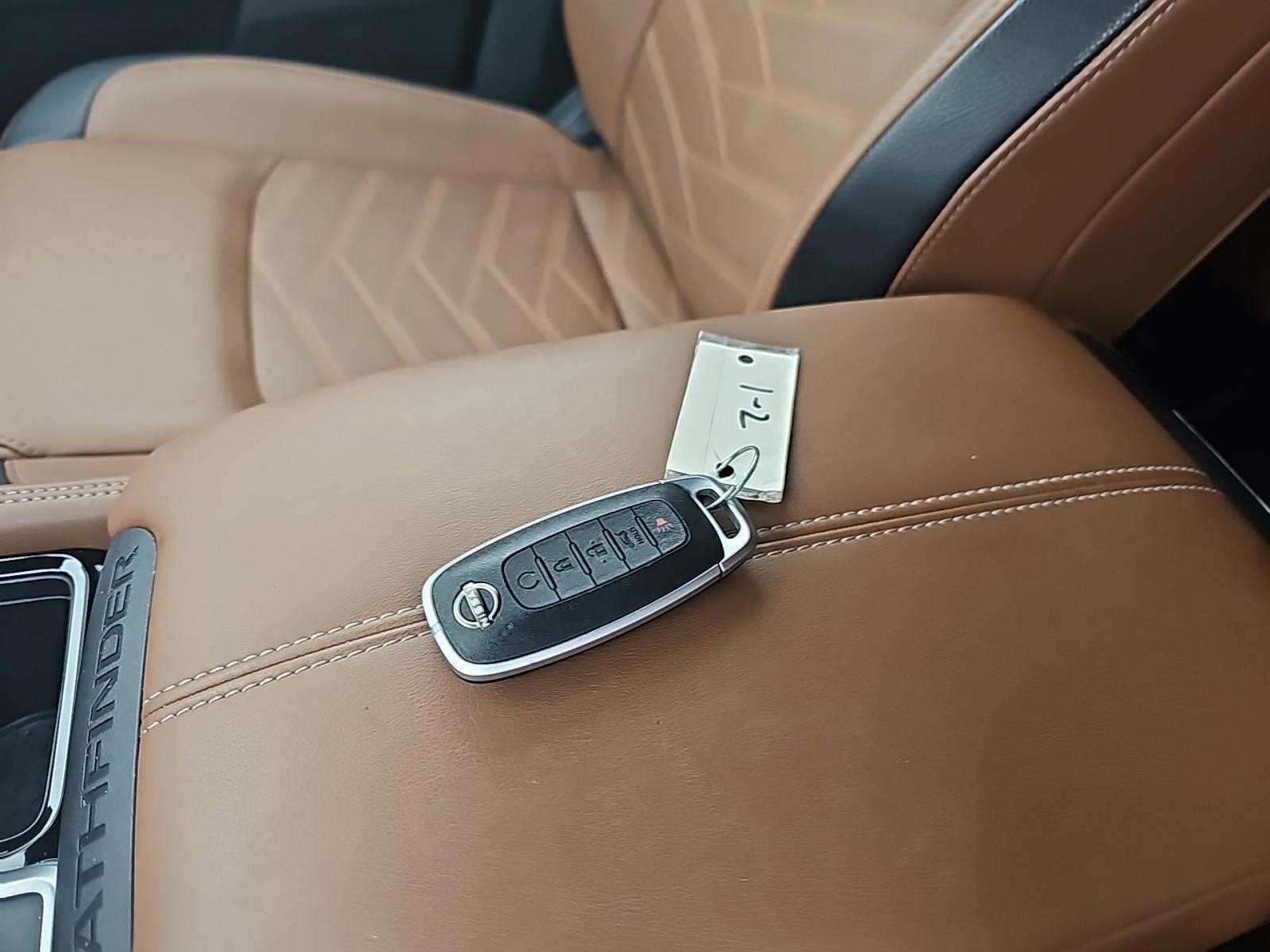 2024 Nissan Pathfinder Platinum AWD