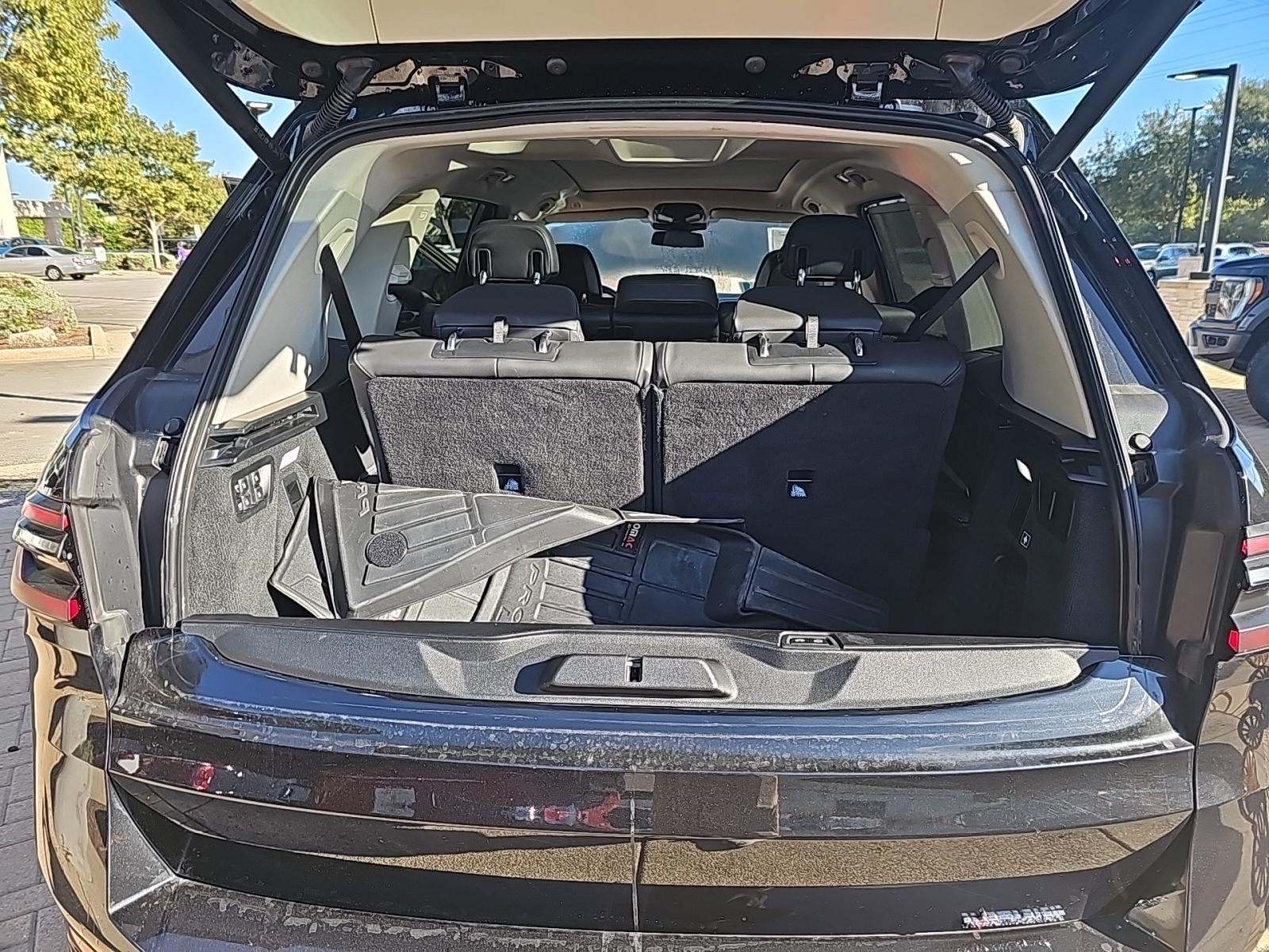 2023 BMW X7 xDrive40i AWD