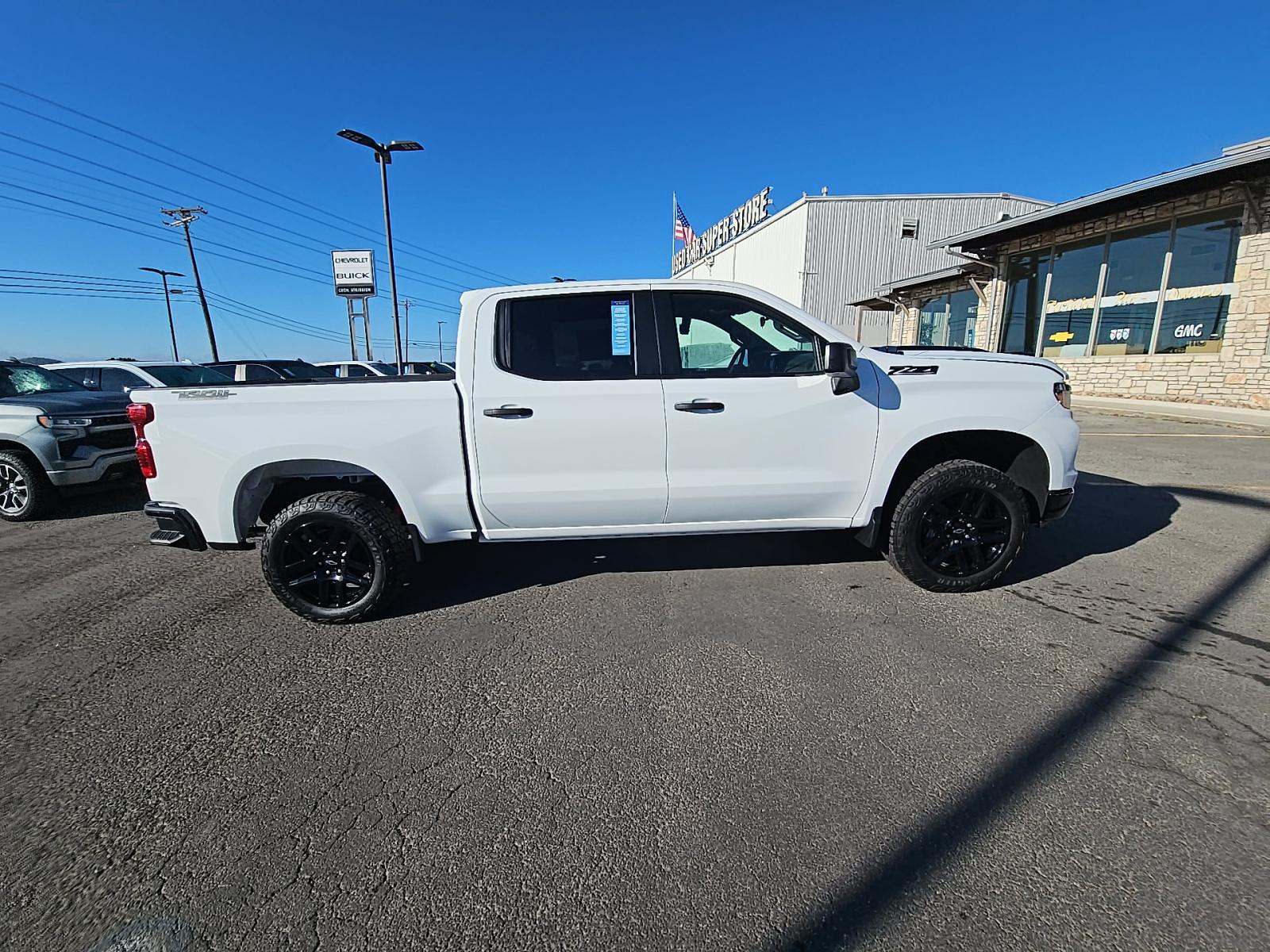 2024 Chevrolet Silverado 1500 Custom Trail Boss AWD