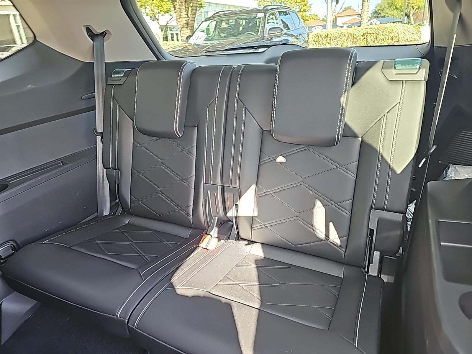 2025 Volkswagen Atlas 2.0T SE FWD