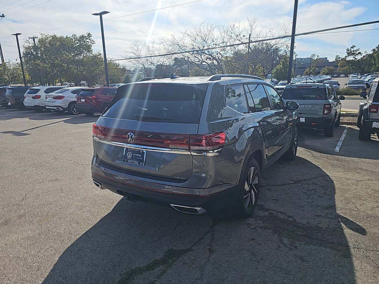 2025 Volkswagen Atlas 2.0T SE FWD