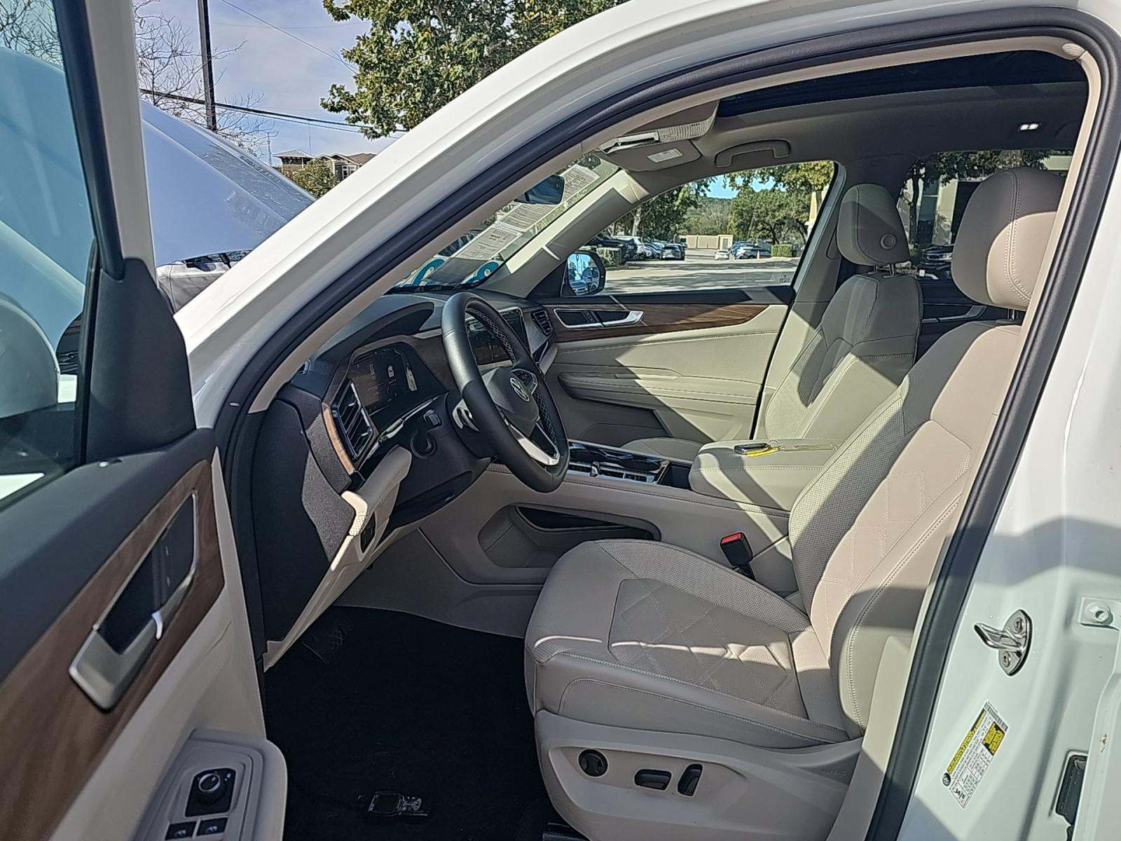 2025 Volkswagen Atlas 2.0T SE FWD