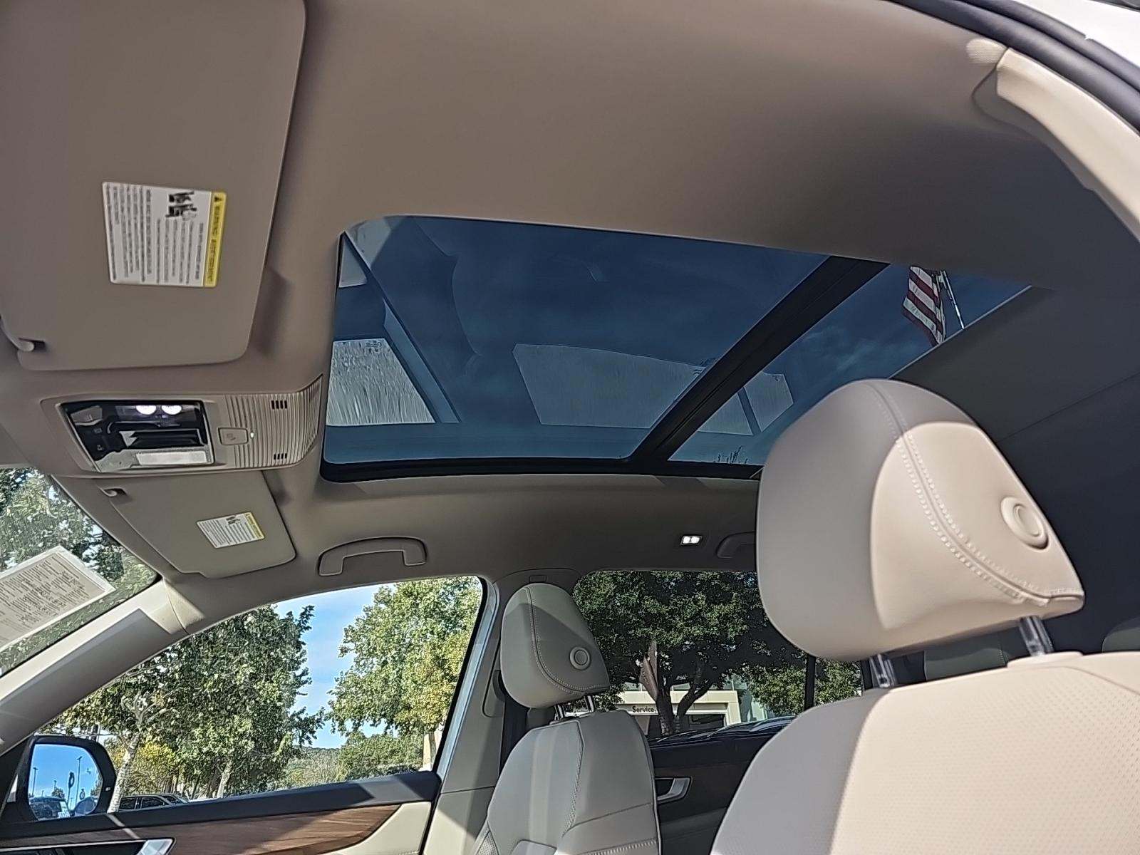 2025 Volkswagen Atlas 2.0T SE FWD