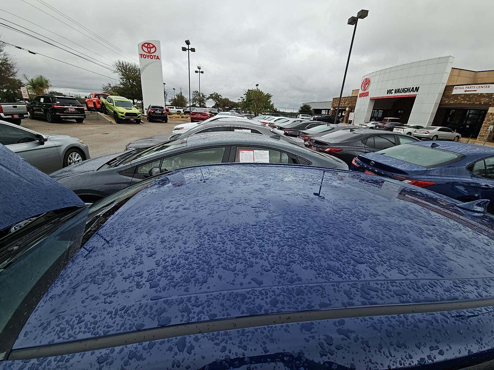 2025 Toyota Camry LE FWD