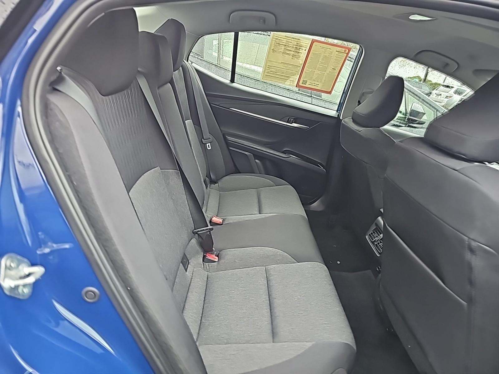 2025 Toyota Camry LE FWD