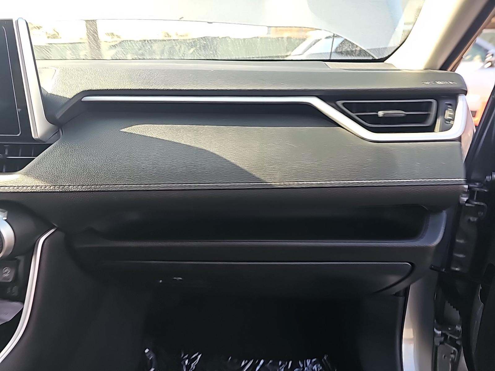 2025 Toyota RAV4 LE FWD