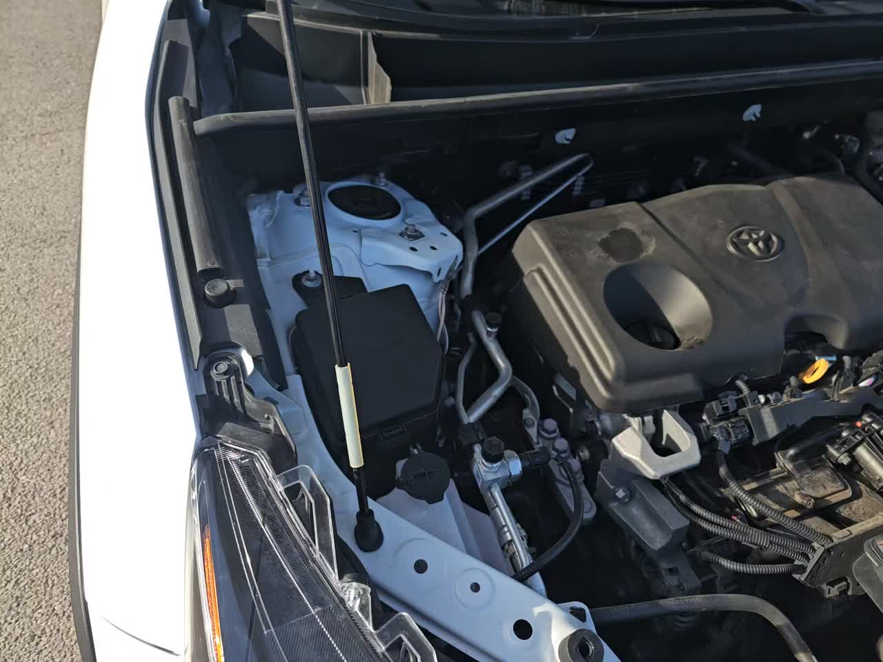 2024 Toyota RAV4 Adventure AWD