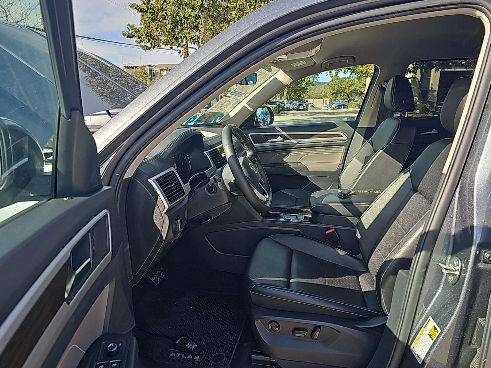 2023 Volkswagen Atlas 3.6L SE FWD