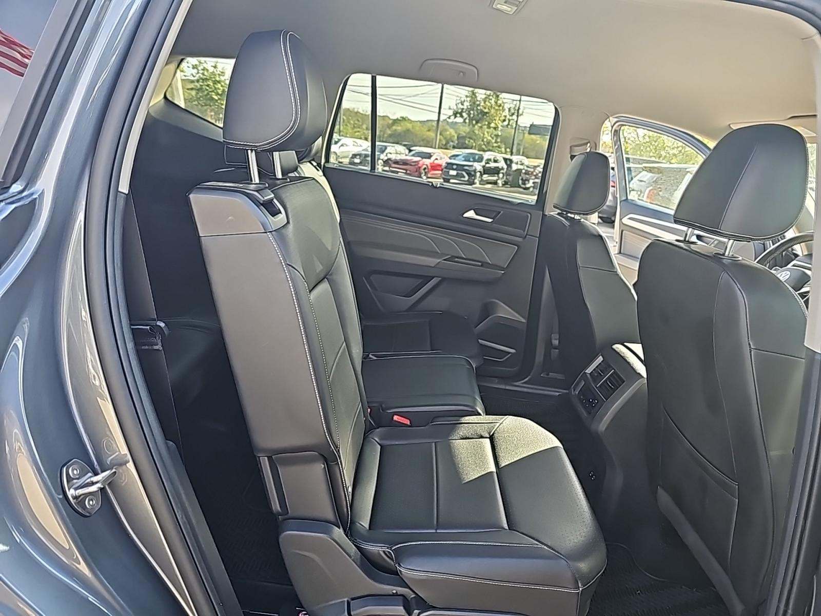 2023 Volkswagen Atlas 3.6L SE FWD