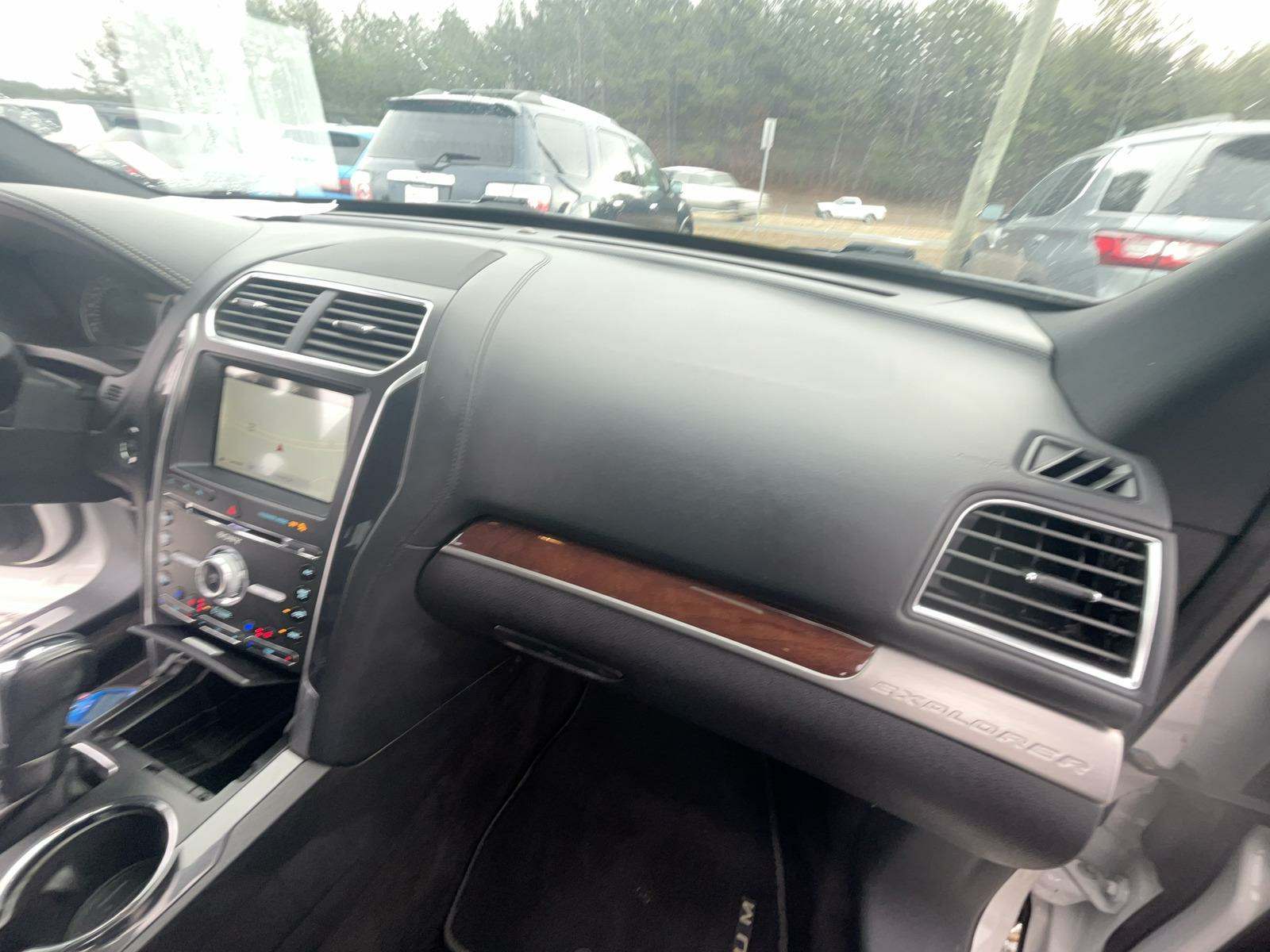2017 Ford Explorer Platinum AWD