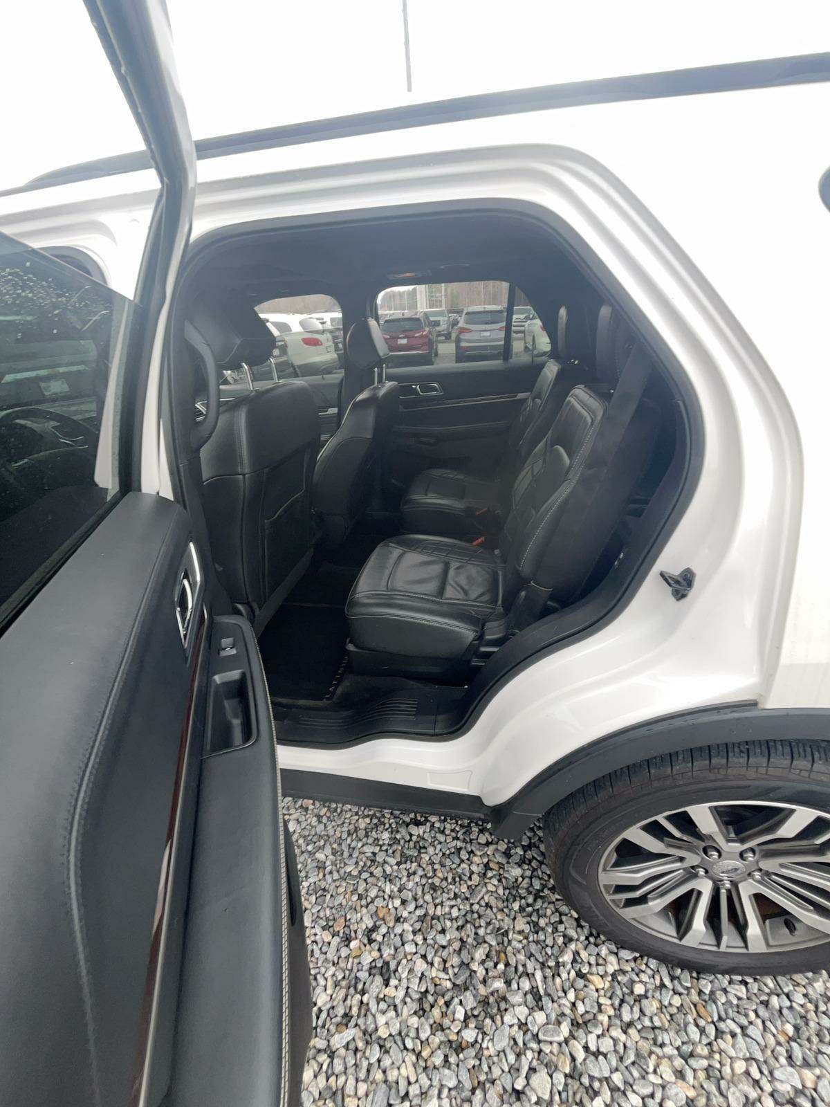 2017 Ford Explorer Platinum AWD