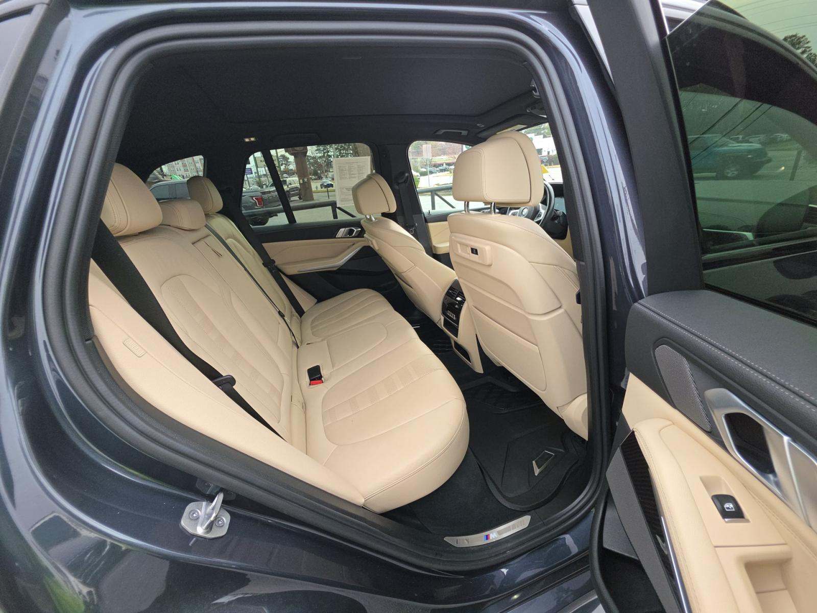 2021 BMW X5 M50i AWD