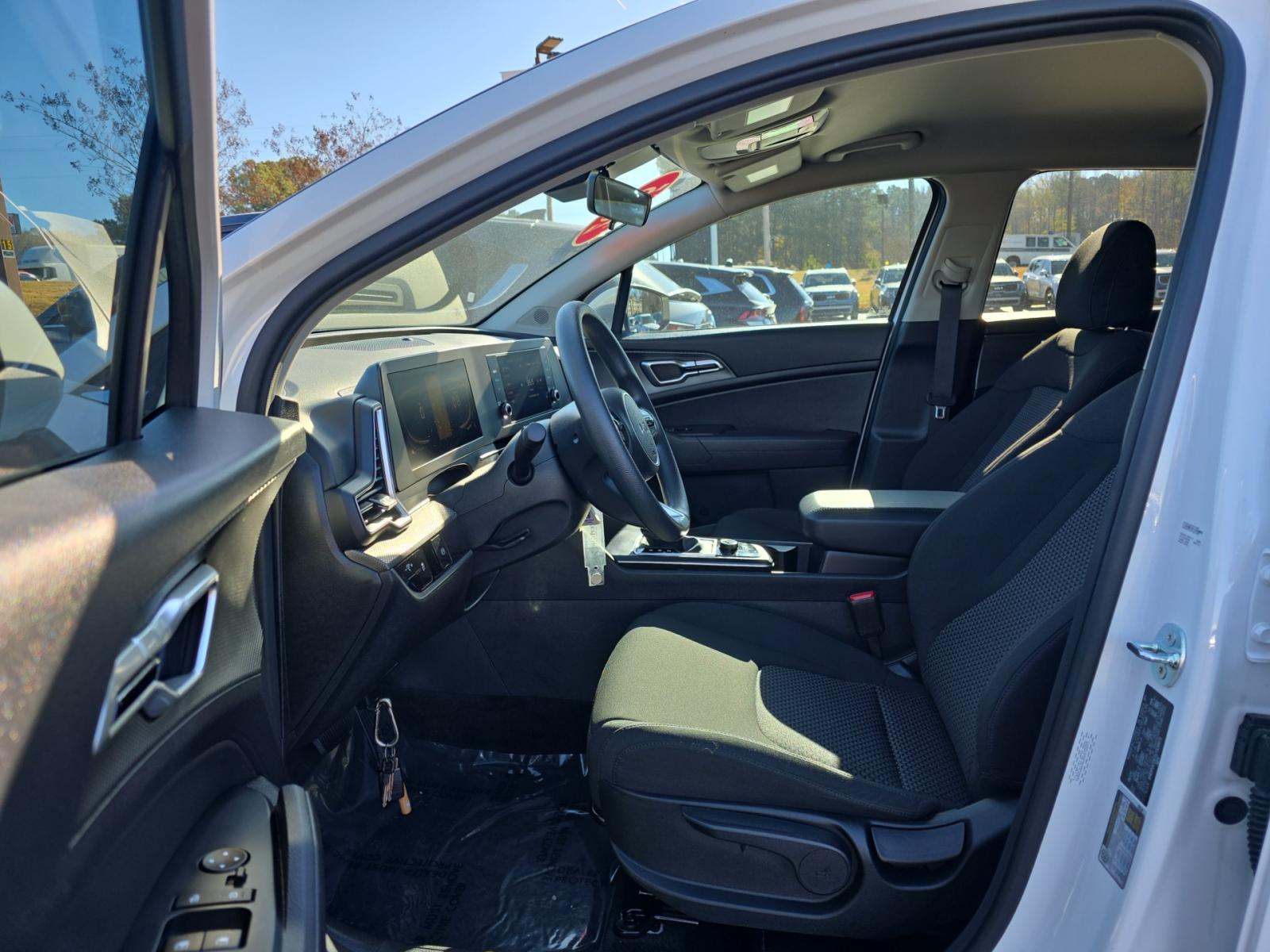 2025 Kia Sportage LX AWD