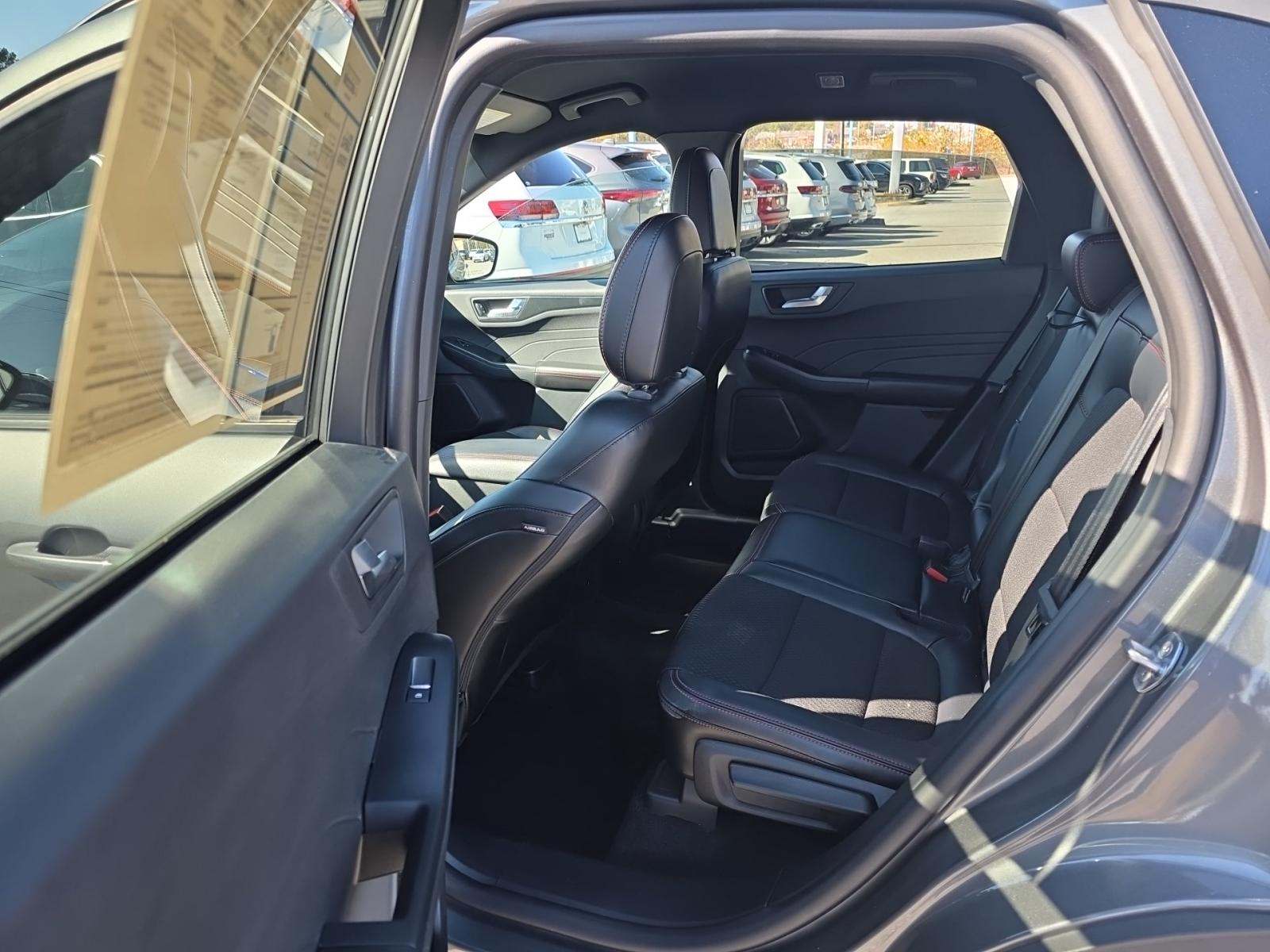 2025 Ford Escape ST-Line FWD