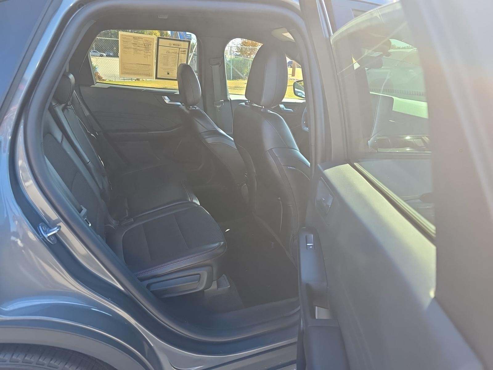 2025 Ford Escape ST-Line FWD