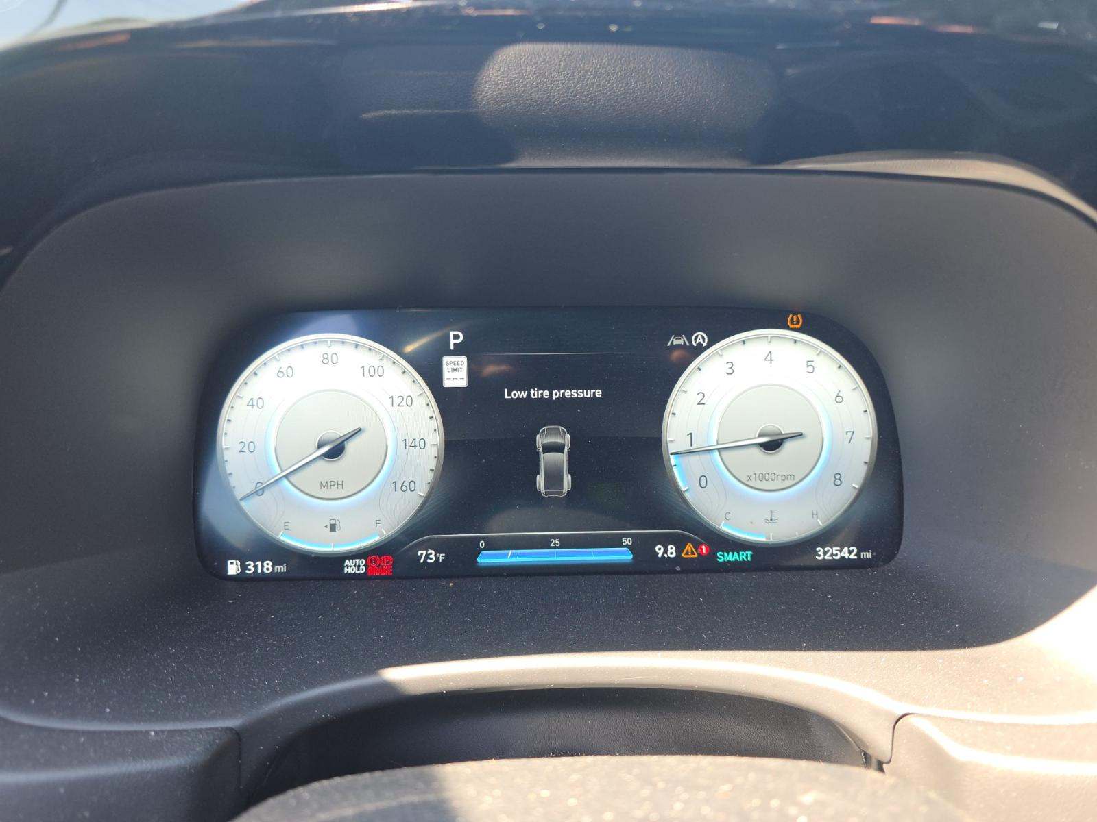 HYUNDAI CALLIGRAPHY - 9