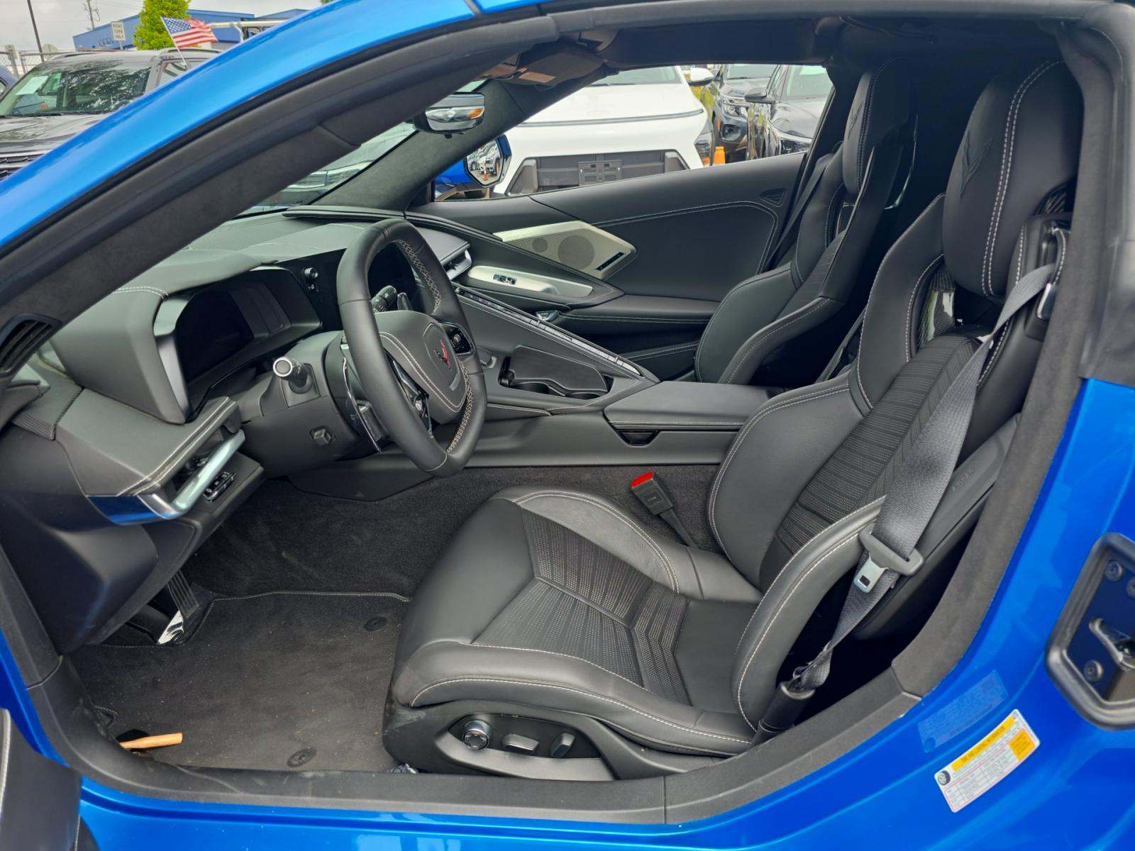 2025 Chevrolet Corvette Stingray RWD