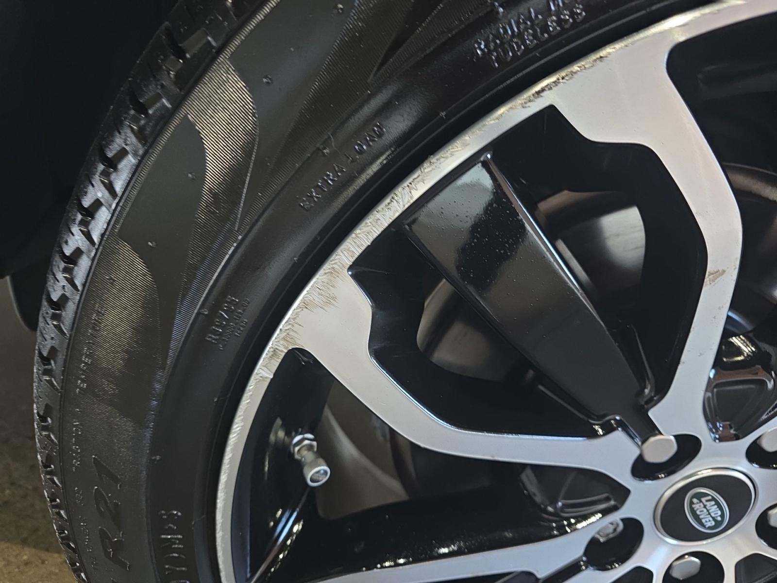 2020 Land Rover Range Rover Sport HSE AWD