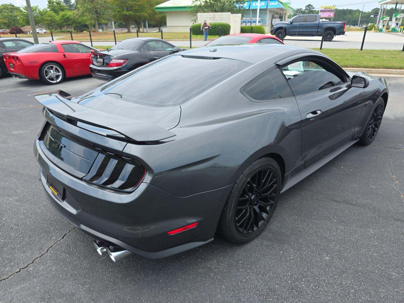 FORD MUSTANG - 3