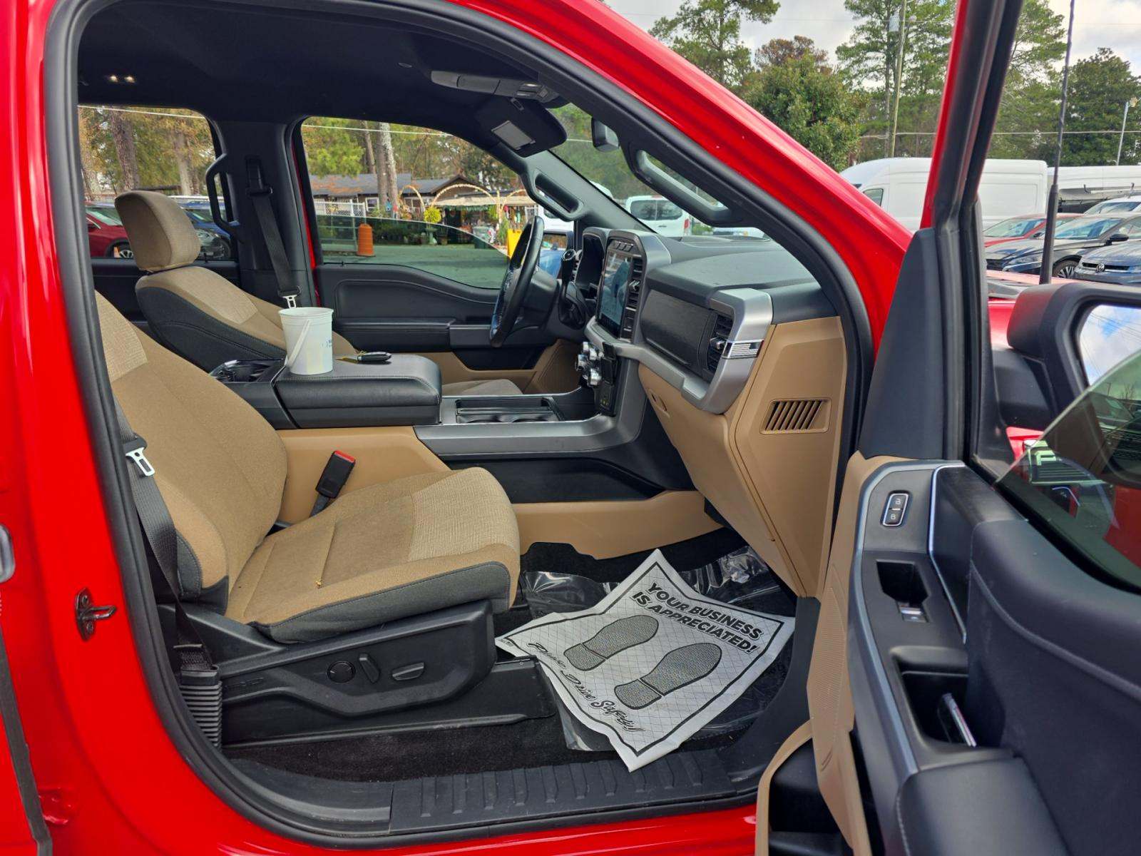 2022 Ford F-150 XLT RWD