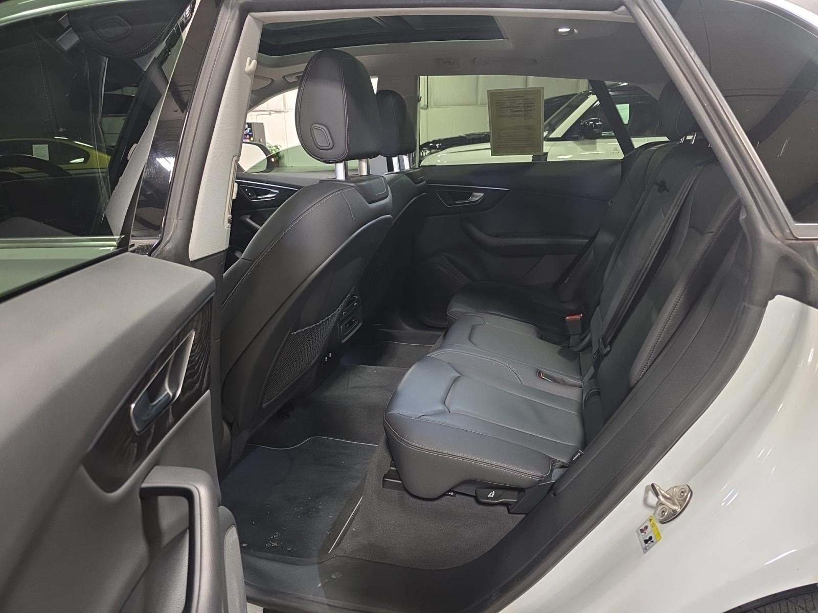 2023 Audi Q8 Premium AWD