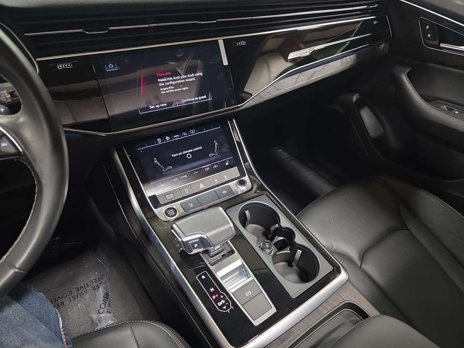 2023 Audi Q8 Premium AWD