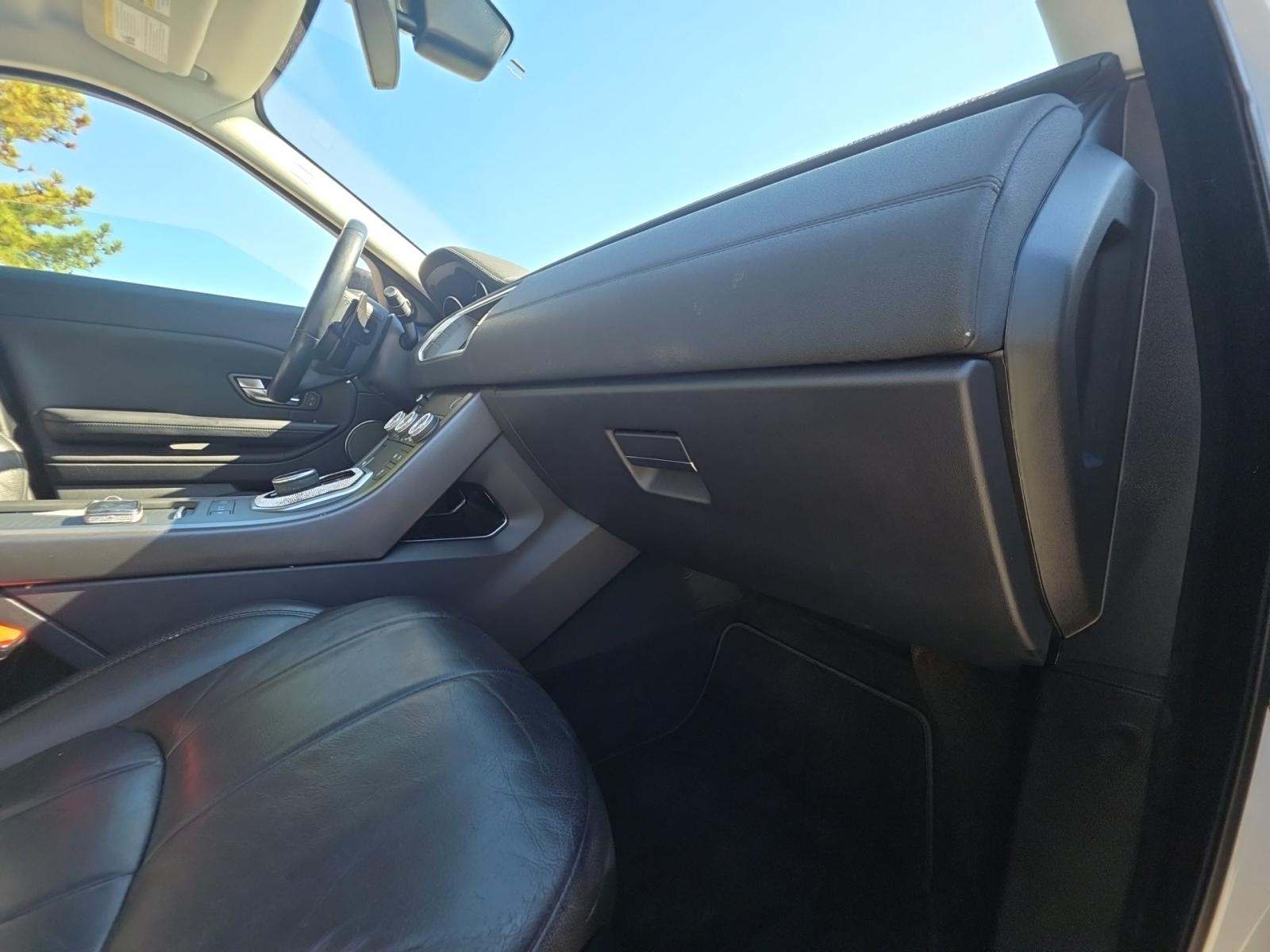 2018 Land Rover Range Rover Evoque SE AWD