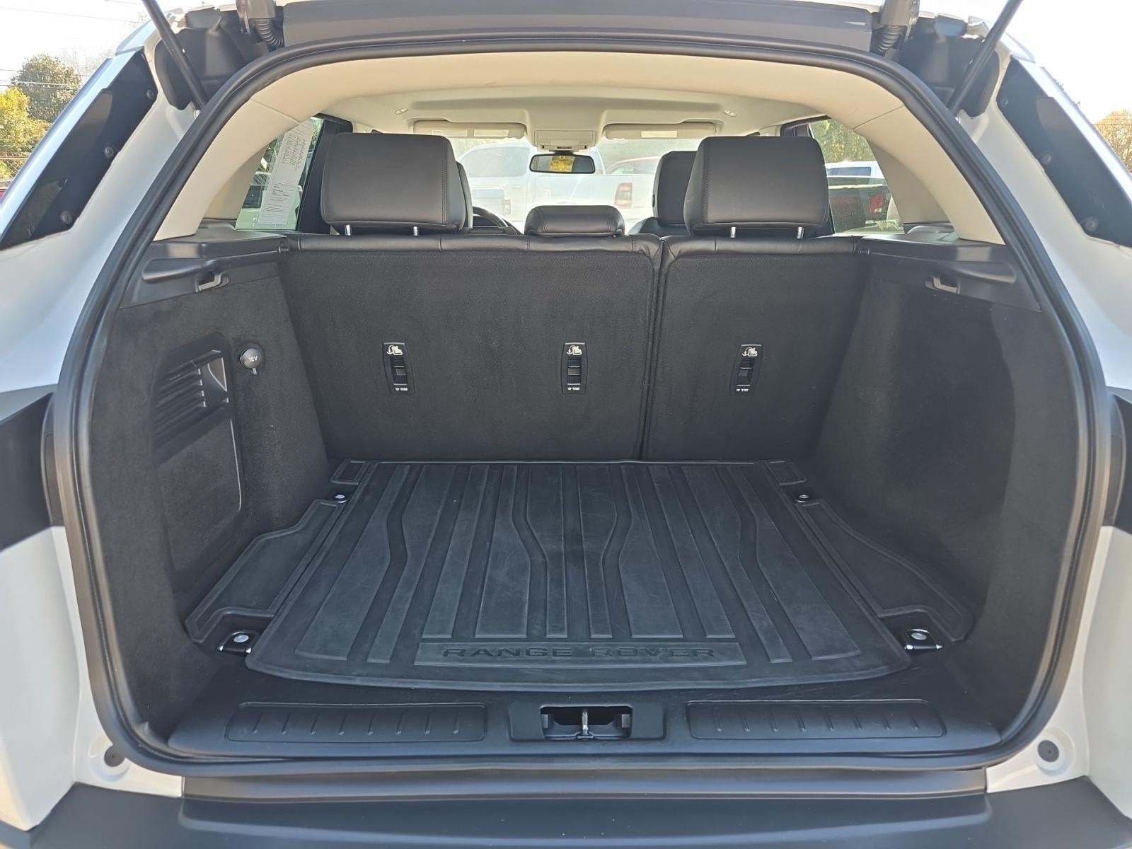 2018 Land Rover Range Rover Evoque SE AWD