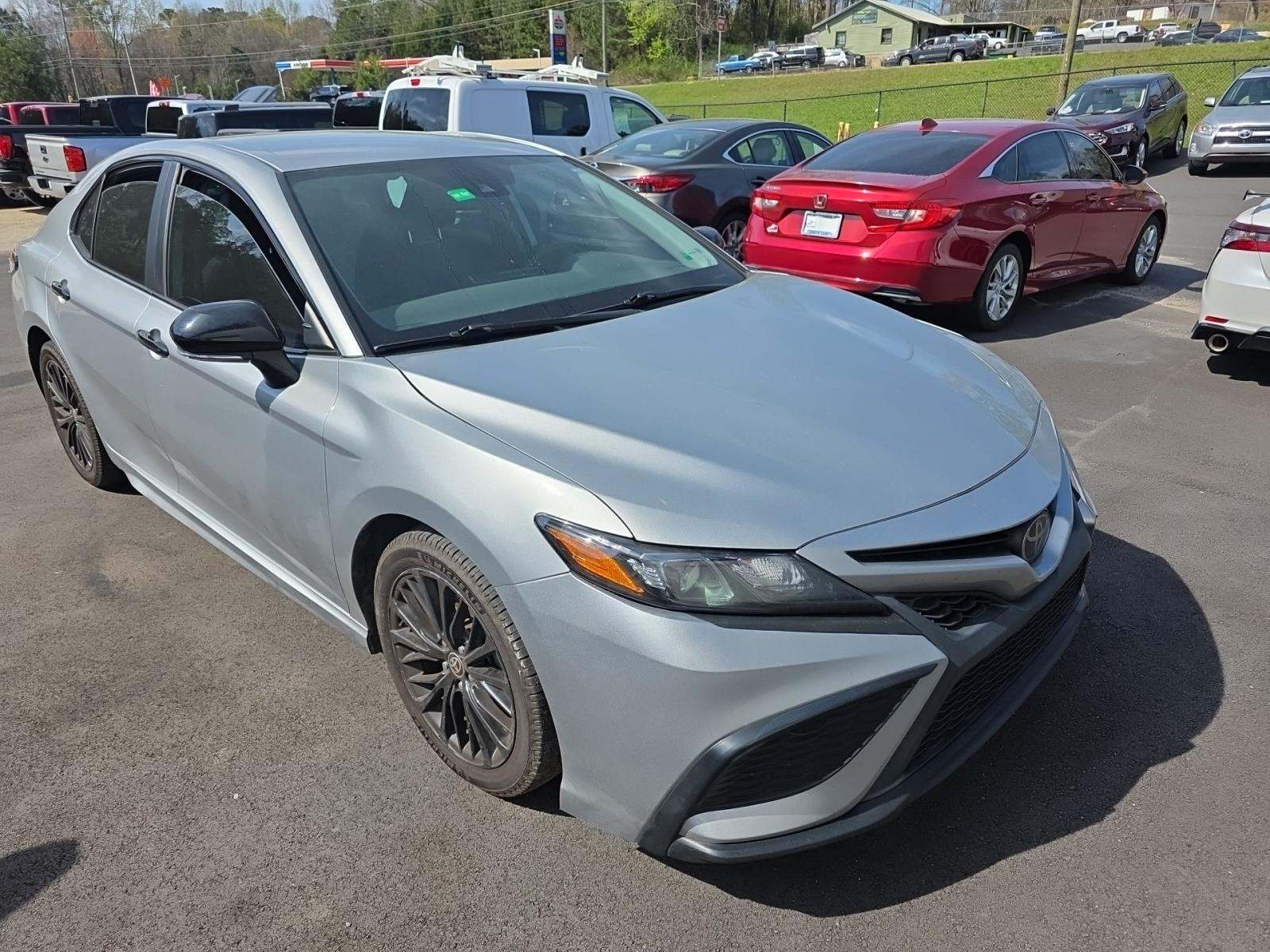2021 Toyota Camry SE Nightshade FWD
