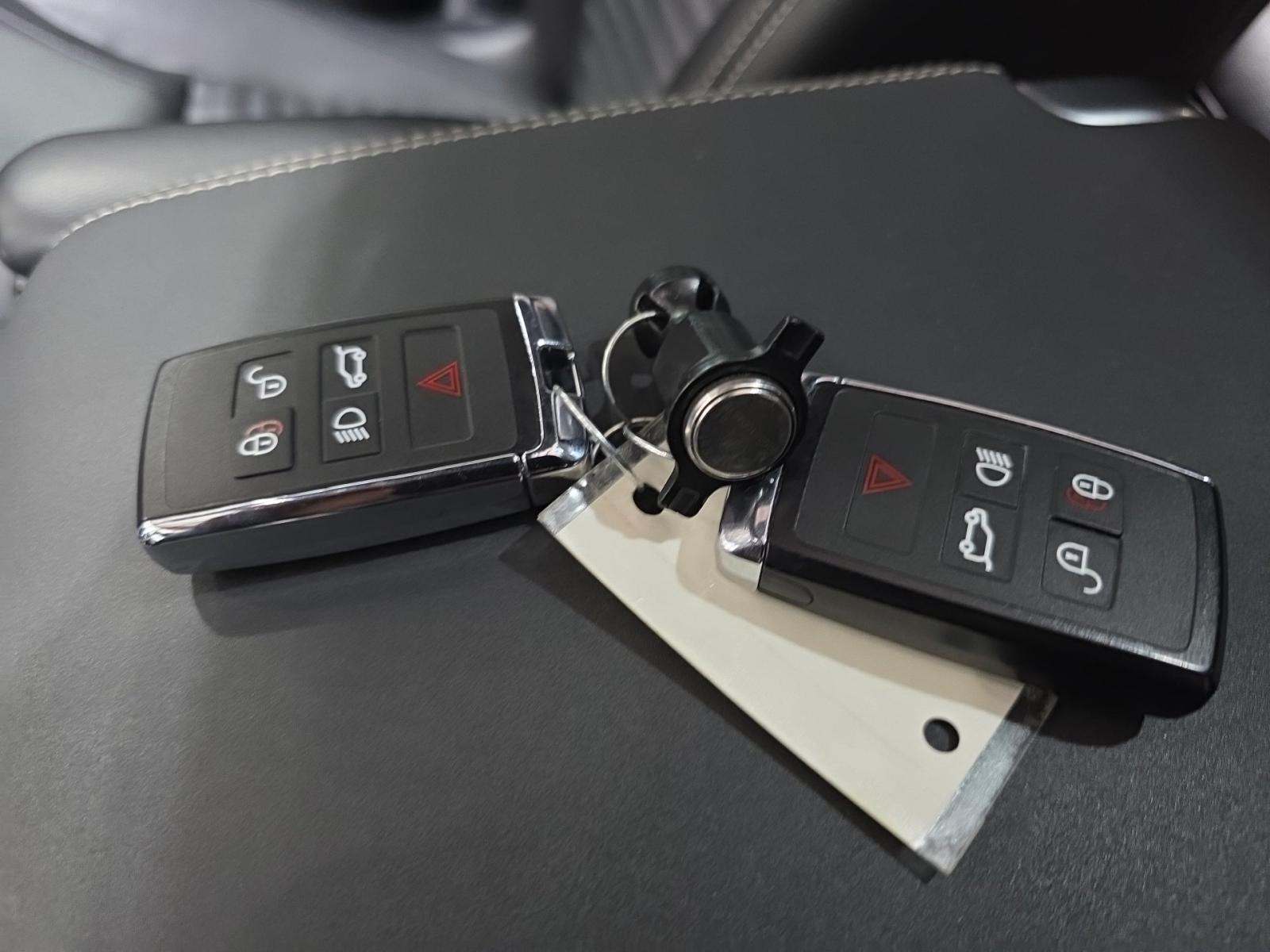 2023 Land Rover Discovery R-Dynamic S AWD