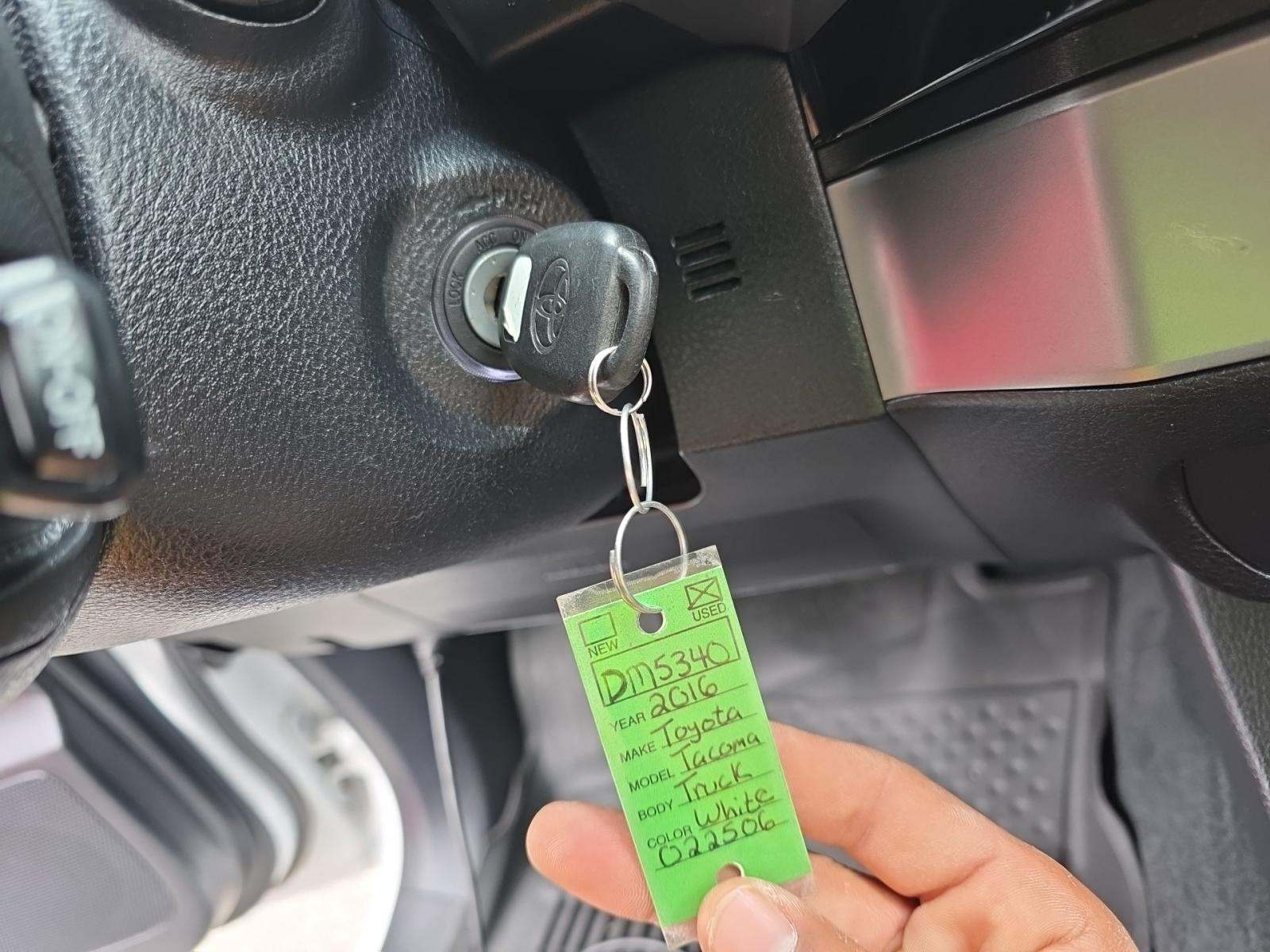 2016 Toyota Tacoma SR5 RWD