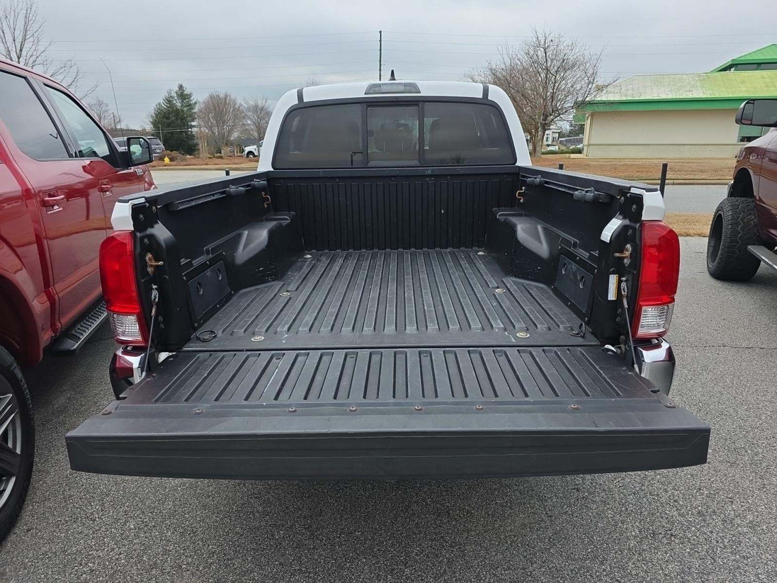 2016 Toyota Tacoma SR5 RWD