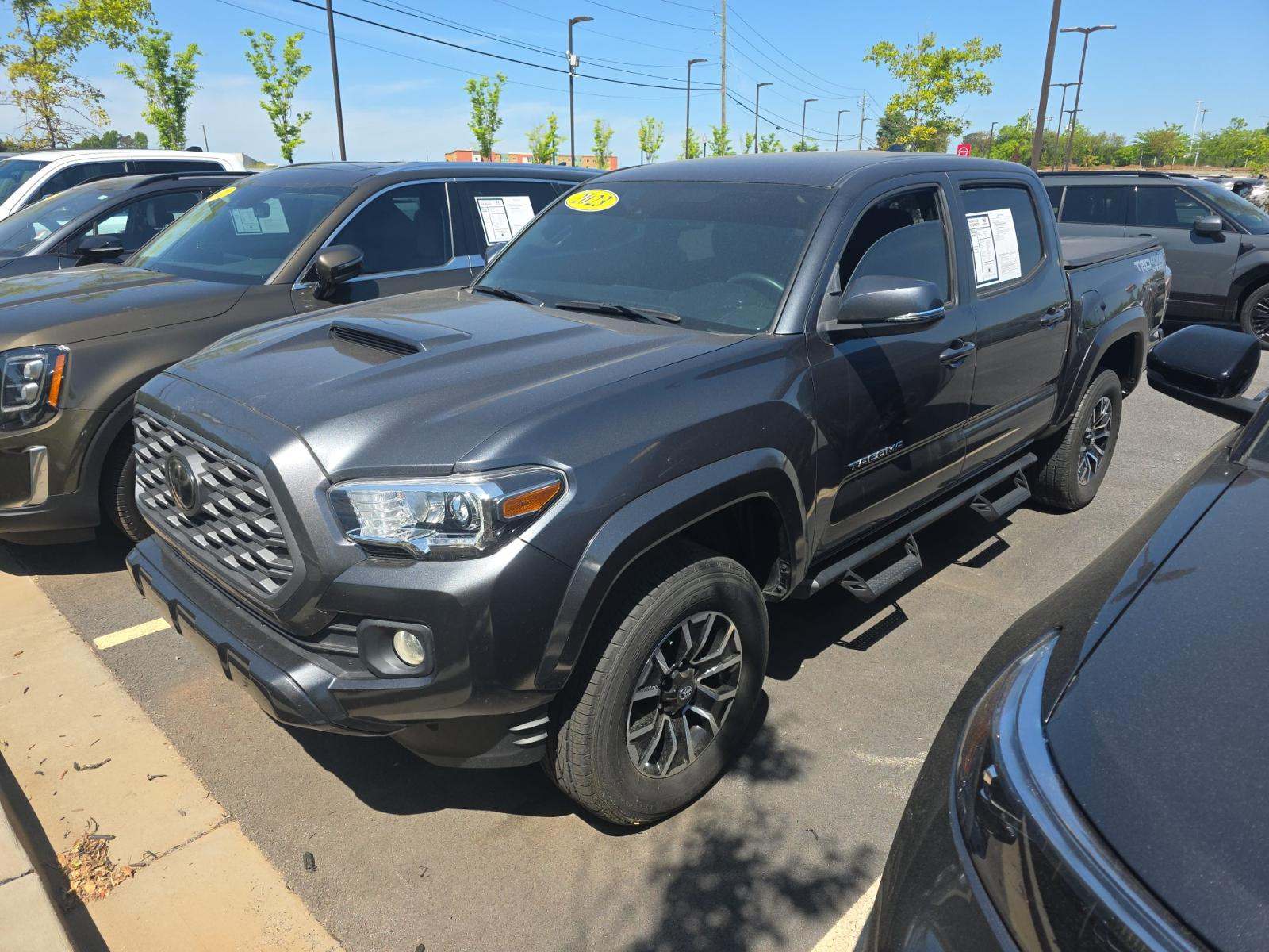 TOYOTA TACOMA - 1