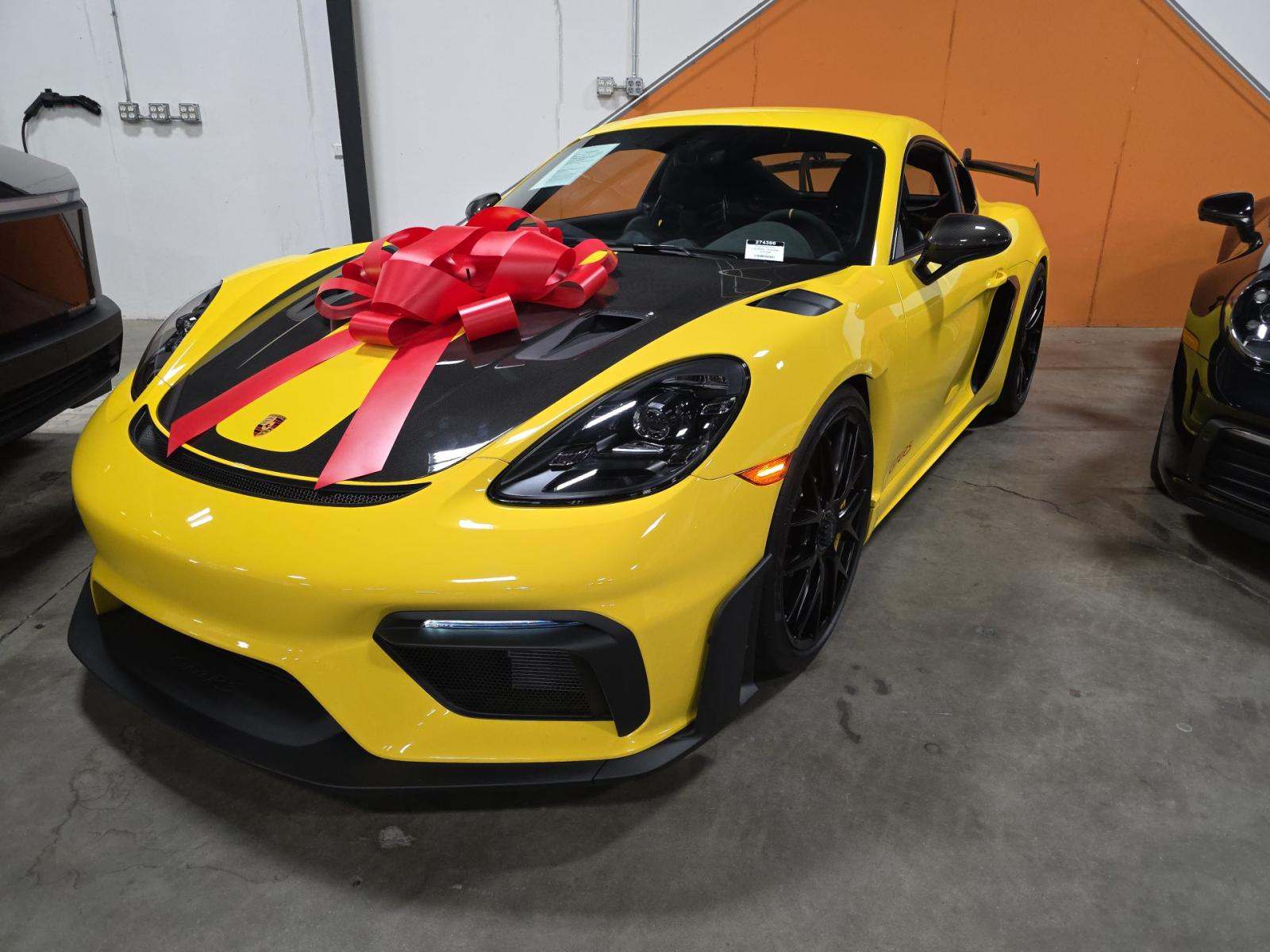 2024 Porsche 718 Cayman GT4 RS RWD