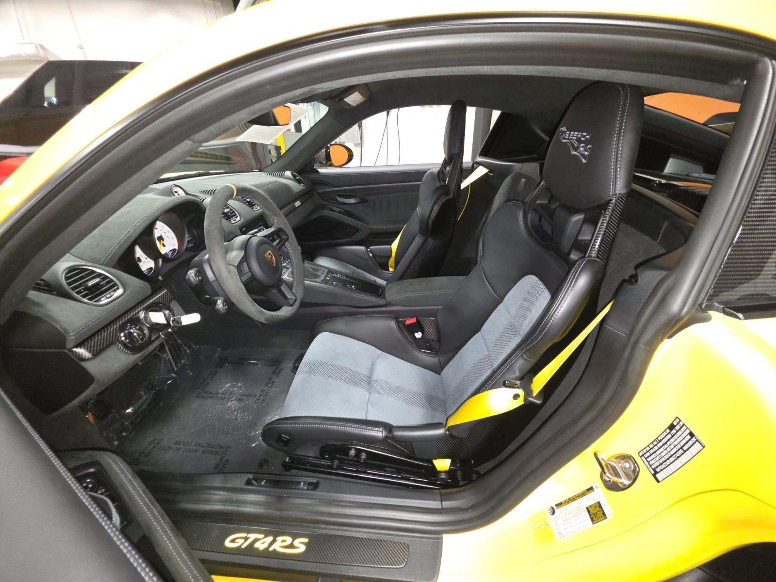 2024 Porsche 718 Cayman GT4 RS RWD