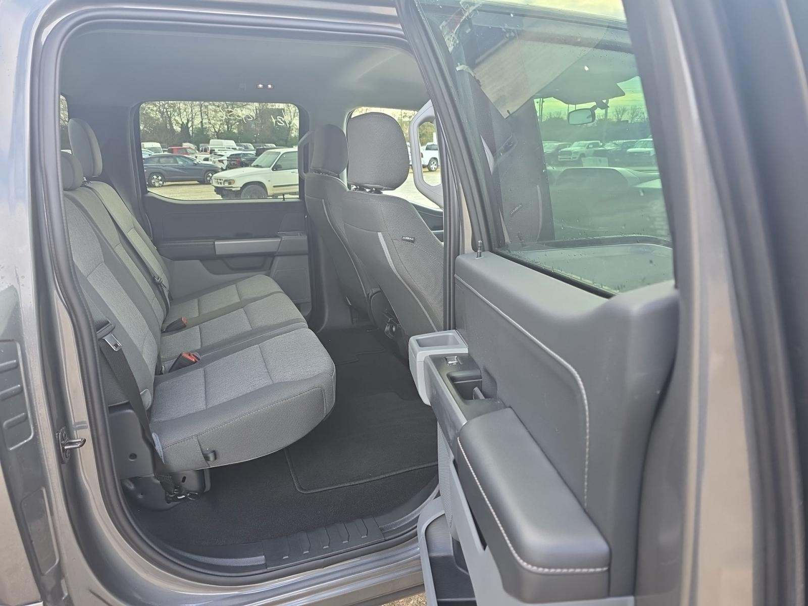 2025 Ford F-150 XLT AWD