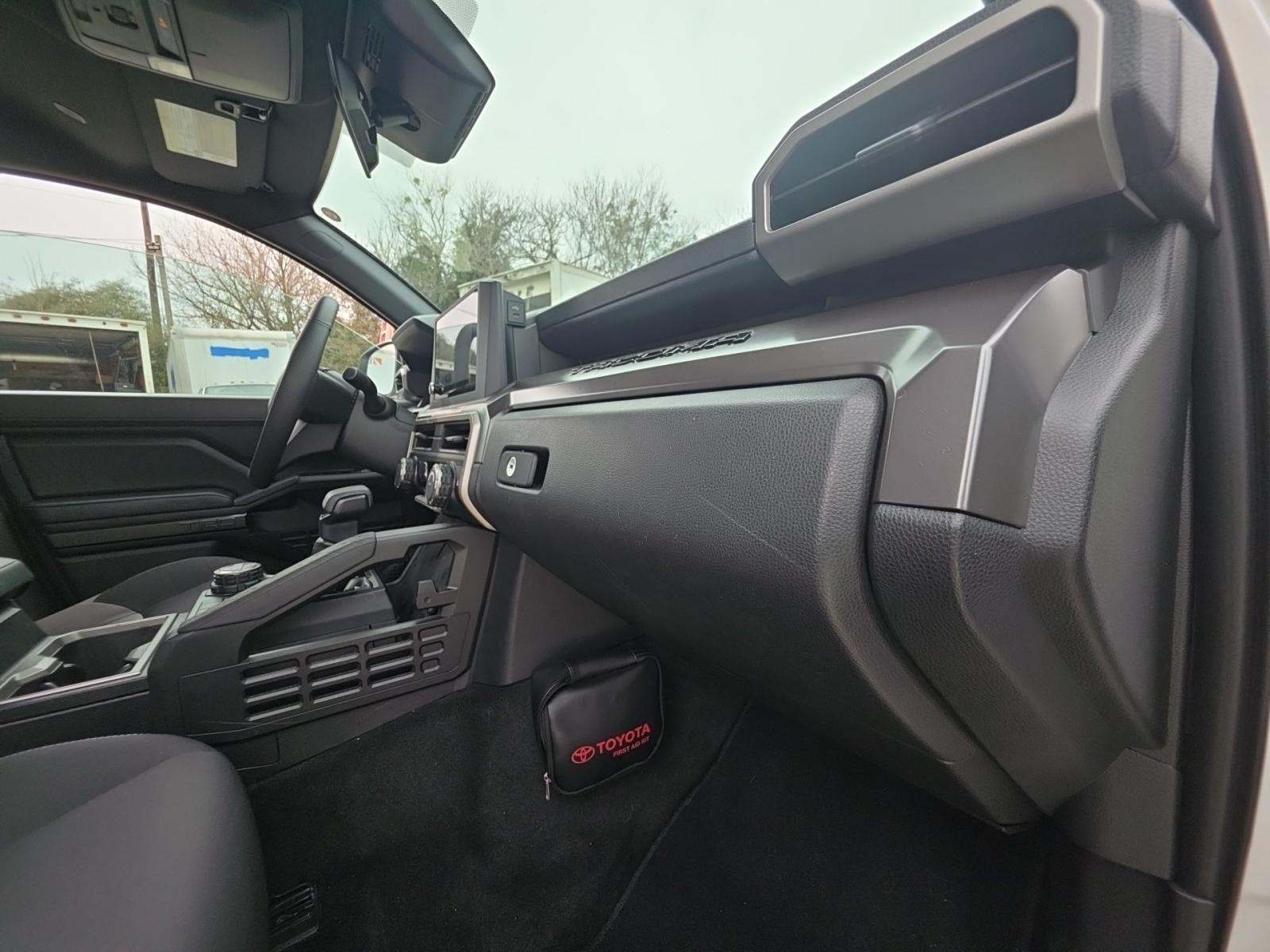 2025 Toyota Tacoma TRD Off-Road AWD