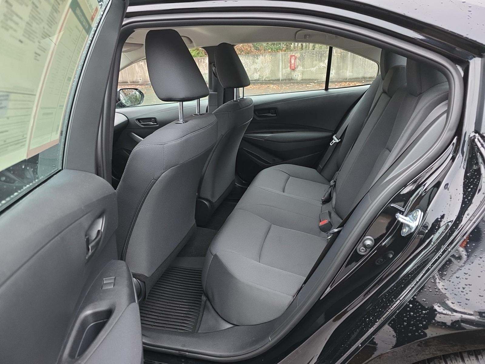 2025 Toyota Corolla LE FWD