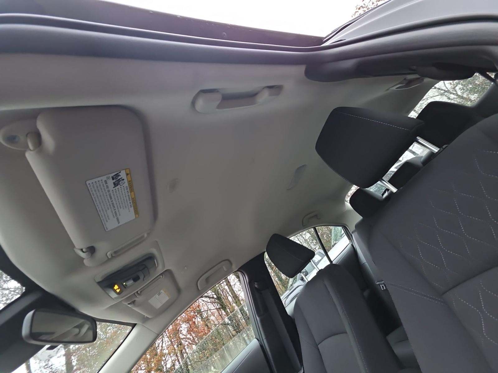 2025 Toyota Corolla LE FWD