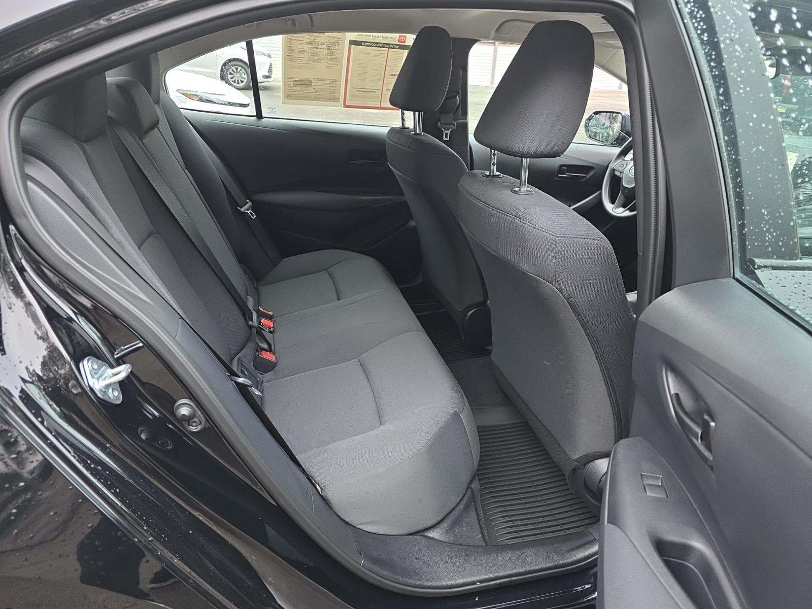 2025 Toyota Corolla LE FWD