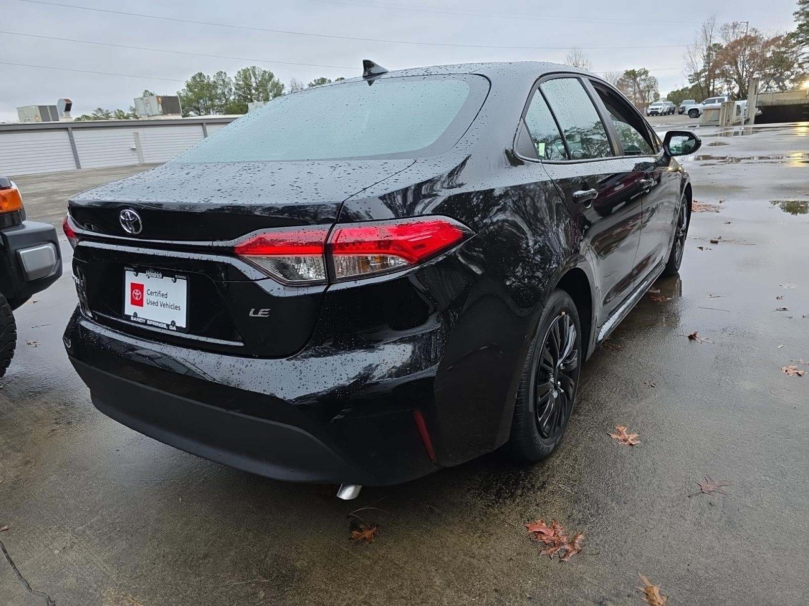 2025 Toyota Corolla LE FWD