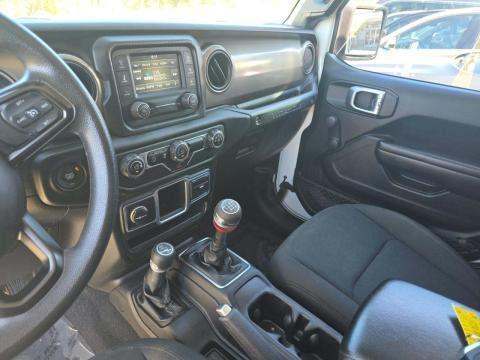 JEEP UNLIMITED SPORT - 10